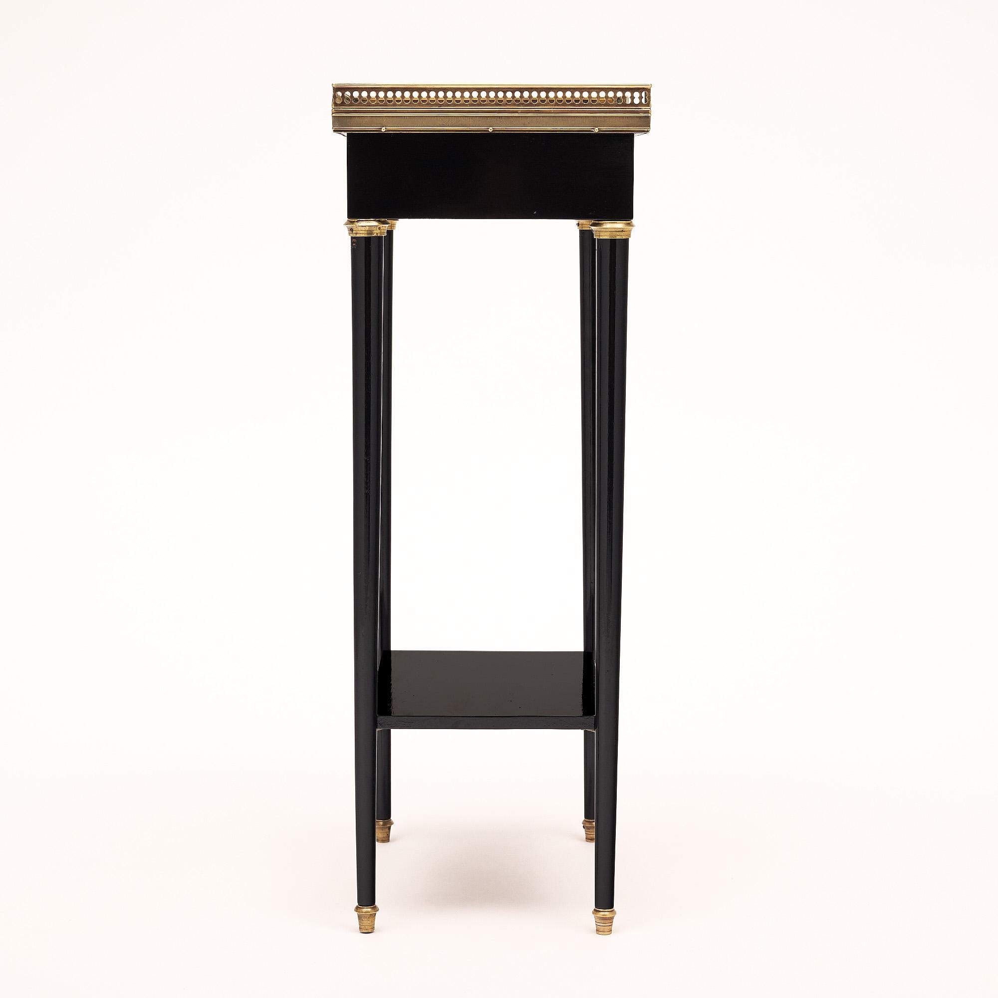 French Pair of Side Tables For Sale 1