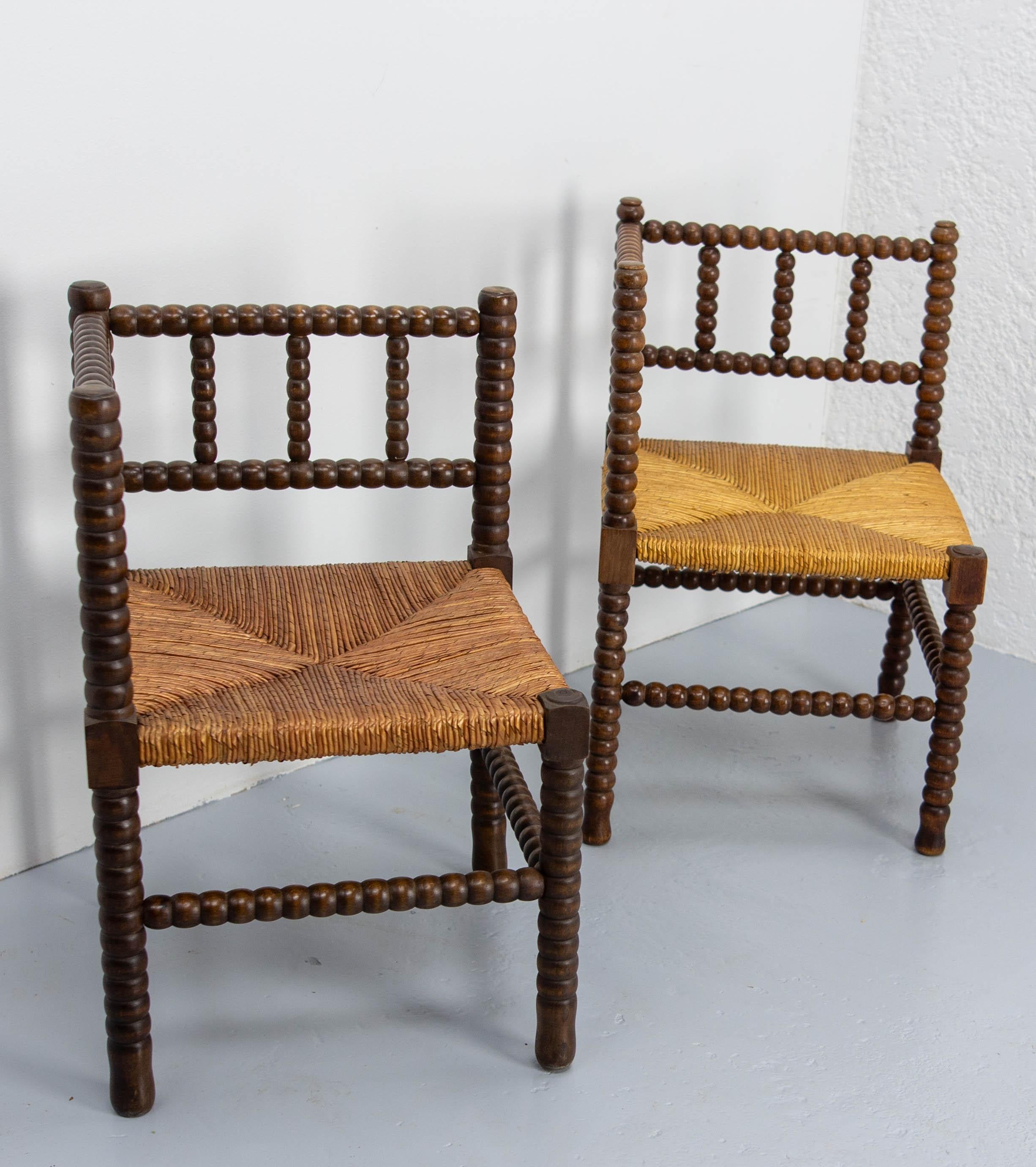 French Provincial French Pair of Turned & Straw Beech Chairs, circa 1940 For Sale