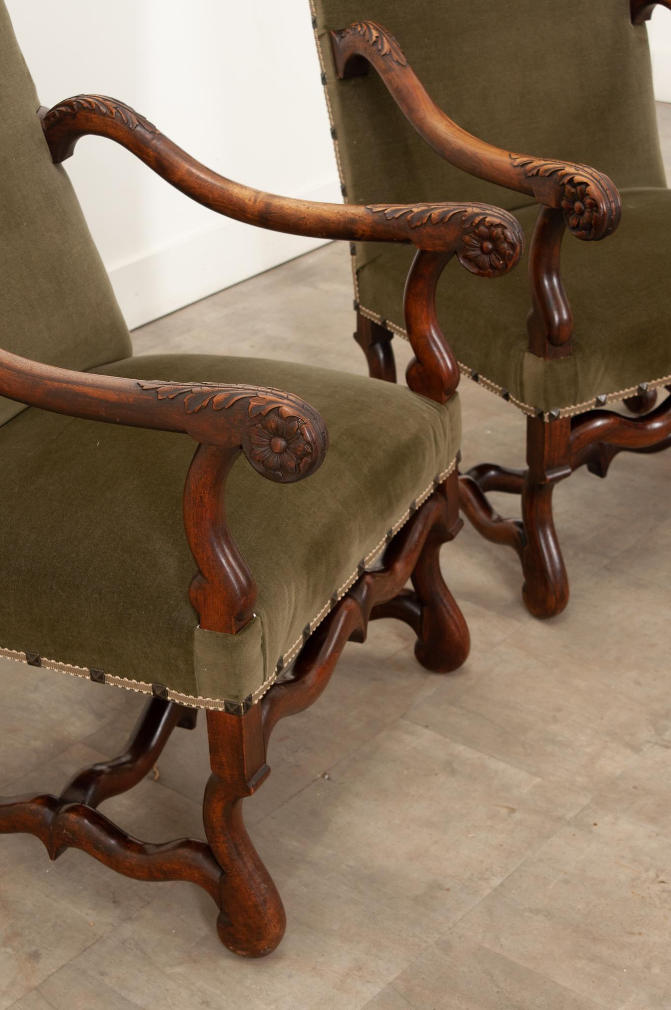 French Pair of Walnut Os de Mouton Armchairs 4