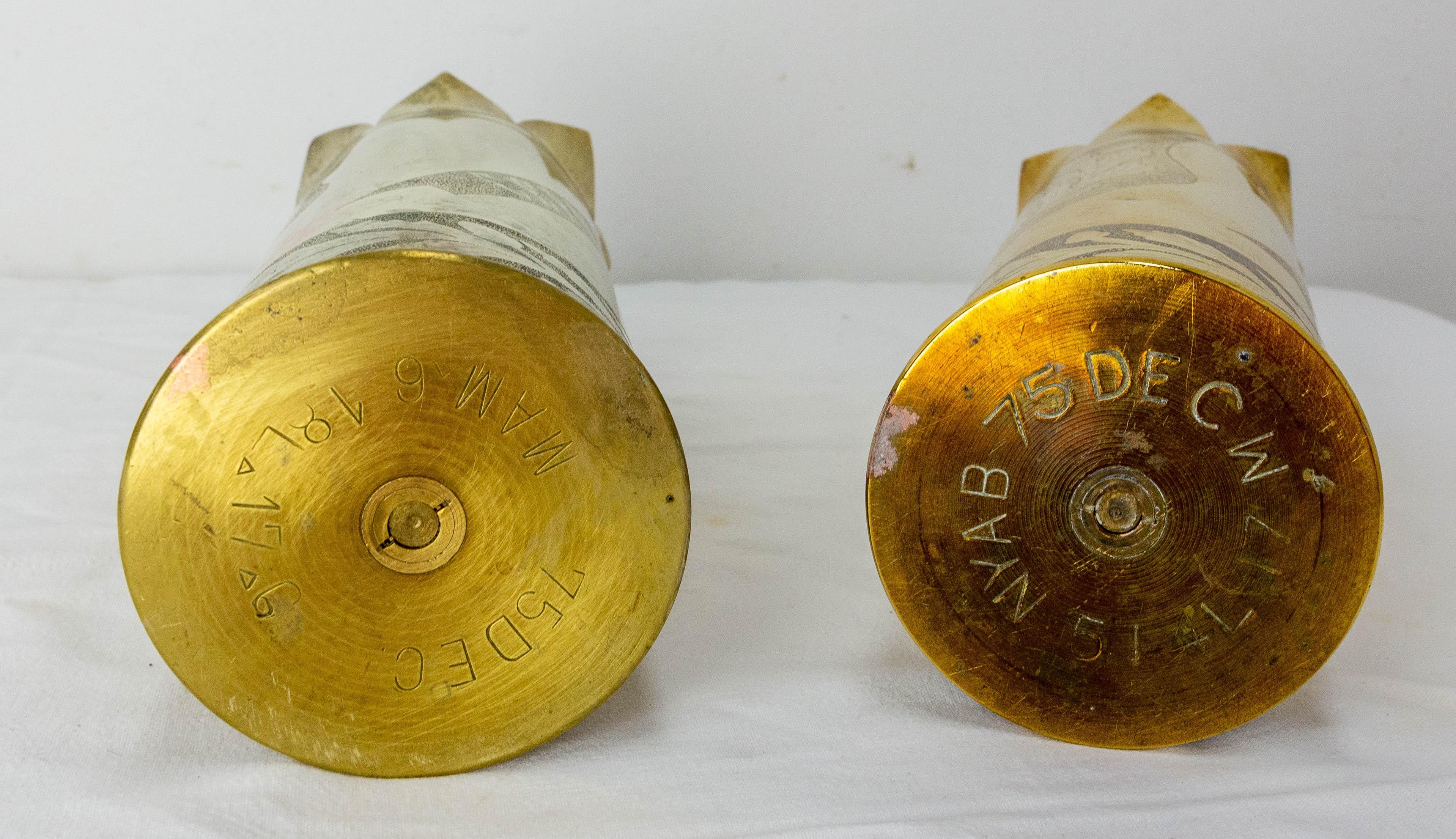20th Century French Pair of World War I Brass Engraved Shell Casings Trench Artillery, French For Sale