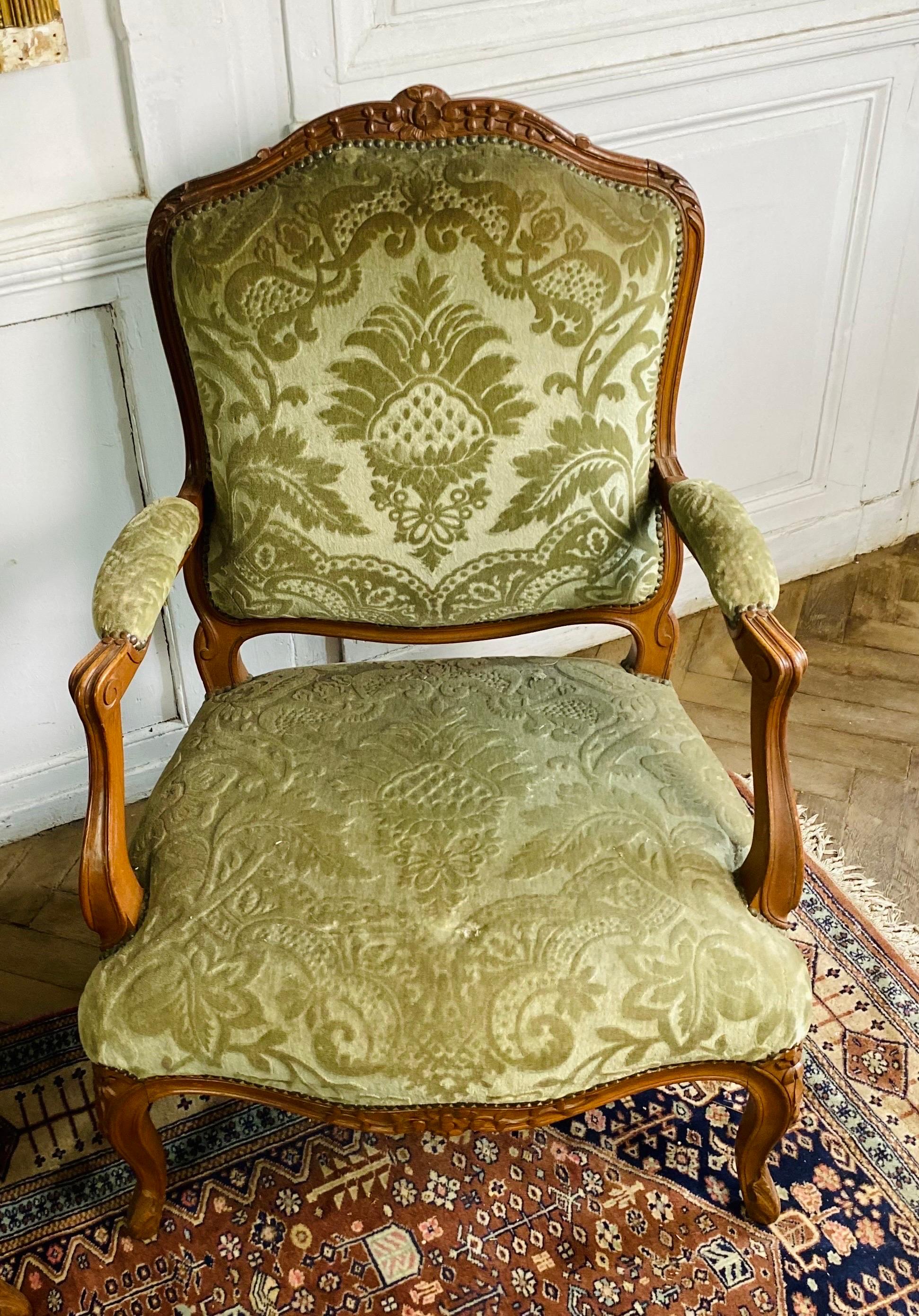 French Pair Queen Louis XV cabriolet armchairs green velvet upholstery 19th  For Sale 1