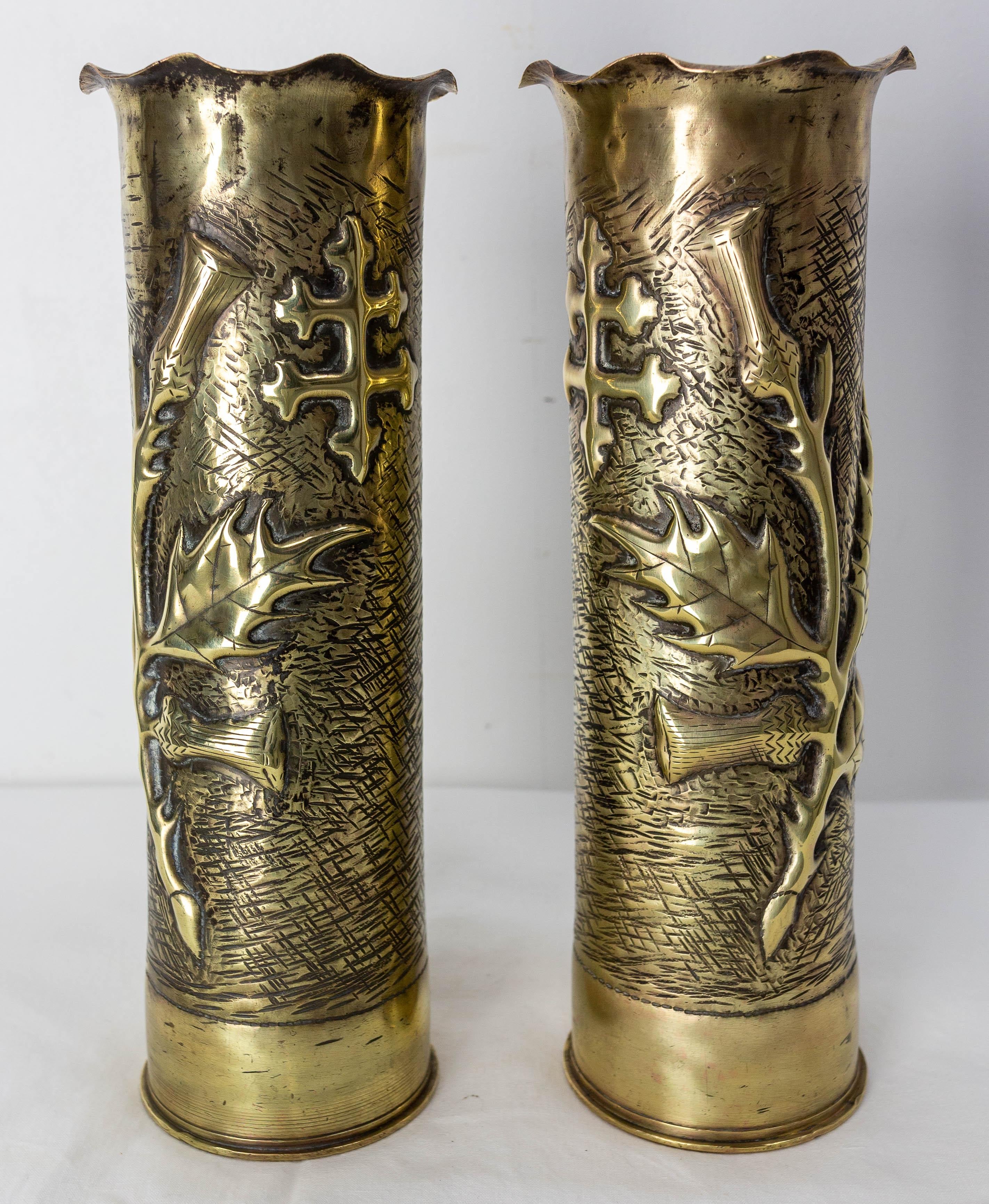 Antique French pair of shell casings from the World War I
Very typical of this war because the freedom of Alsace and Lorraine was one of the many issues at stake in this confrontation.
The thistle and the cross of Lorraine have been symbols of