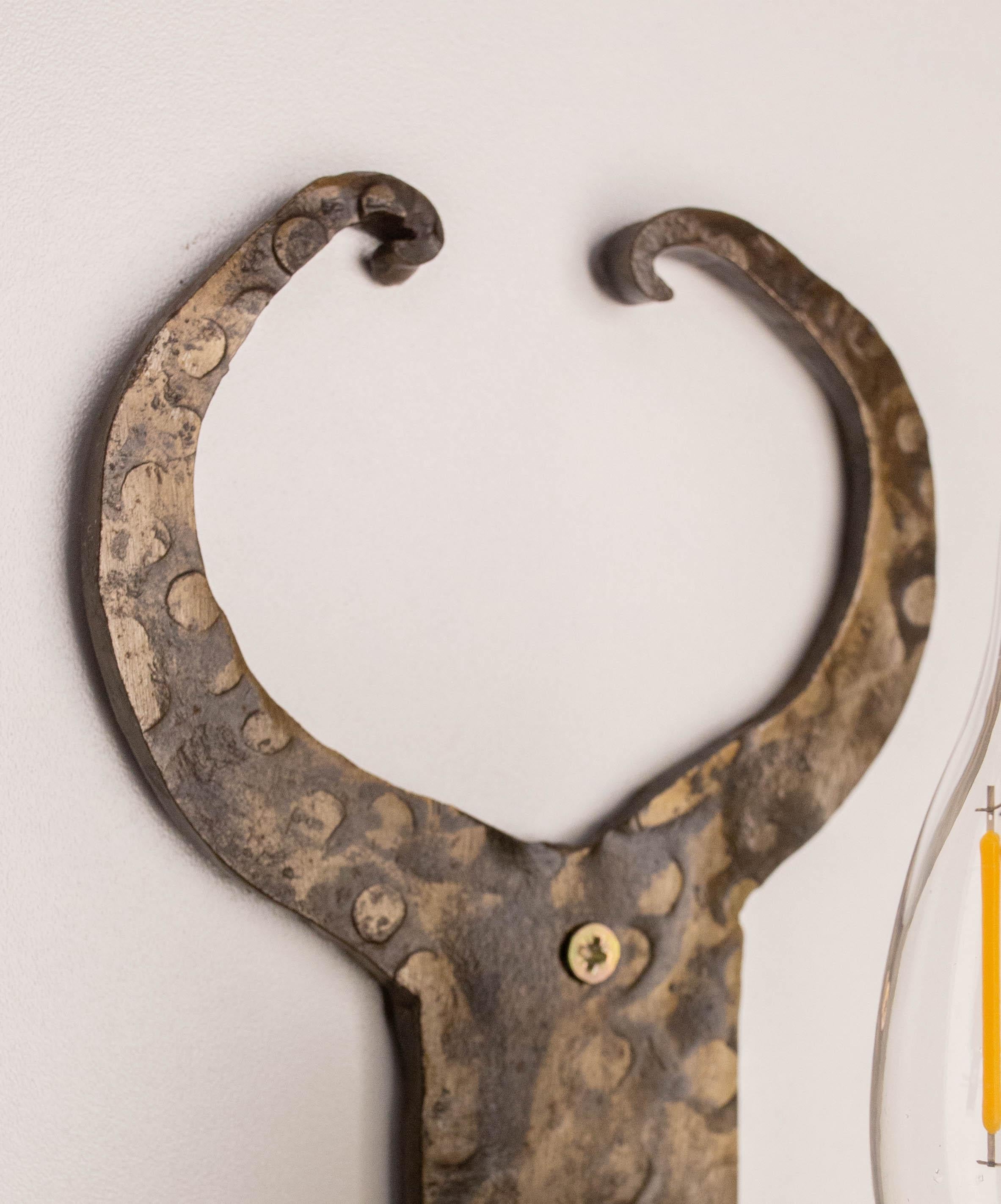 Paire d'appliques en fer forgé de style espagnol, 1960 en vente 3