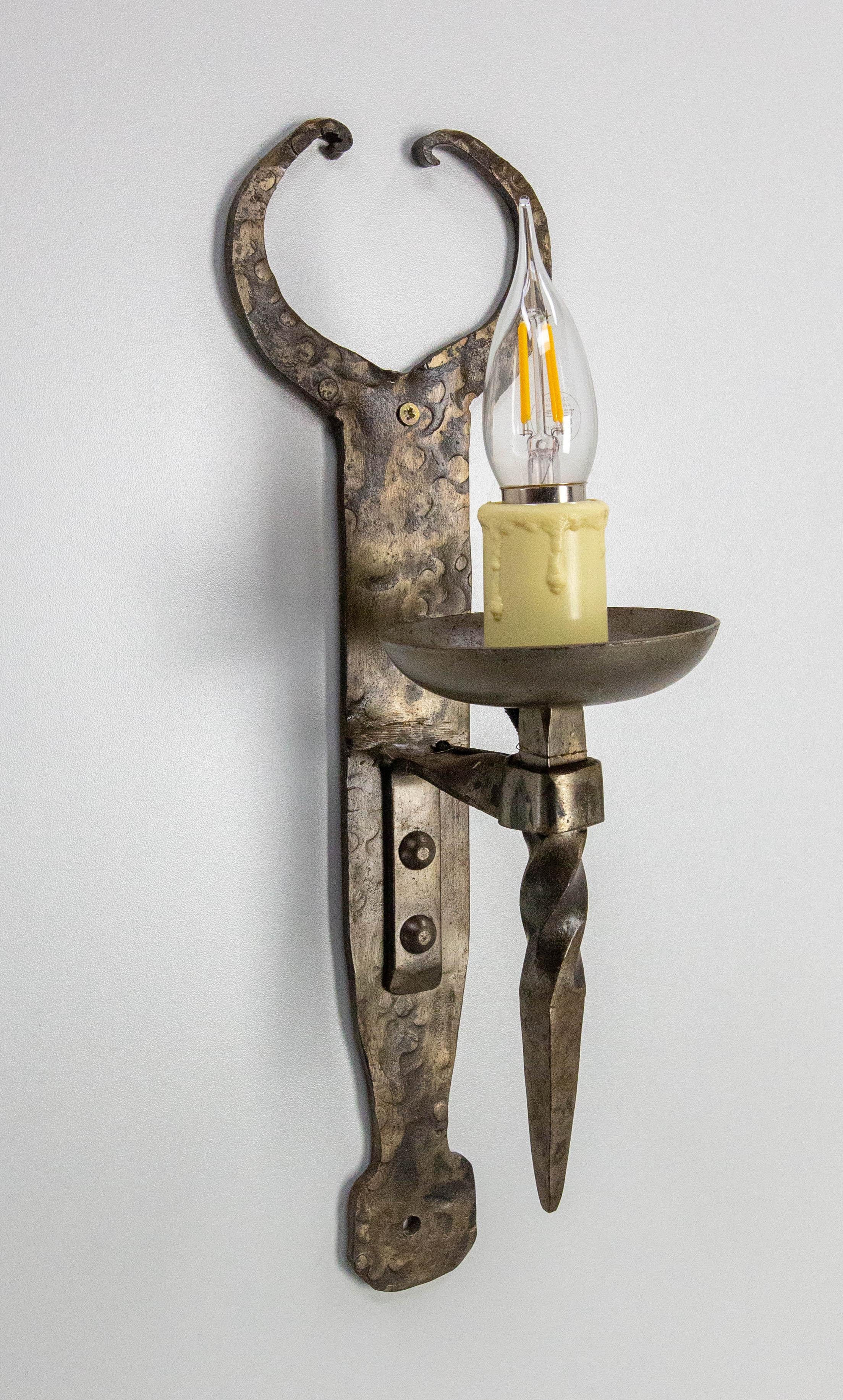 Paire d'appliques en fer forgé de style espagnol, 1960 Bon état - En vente à Labrit, Landes