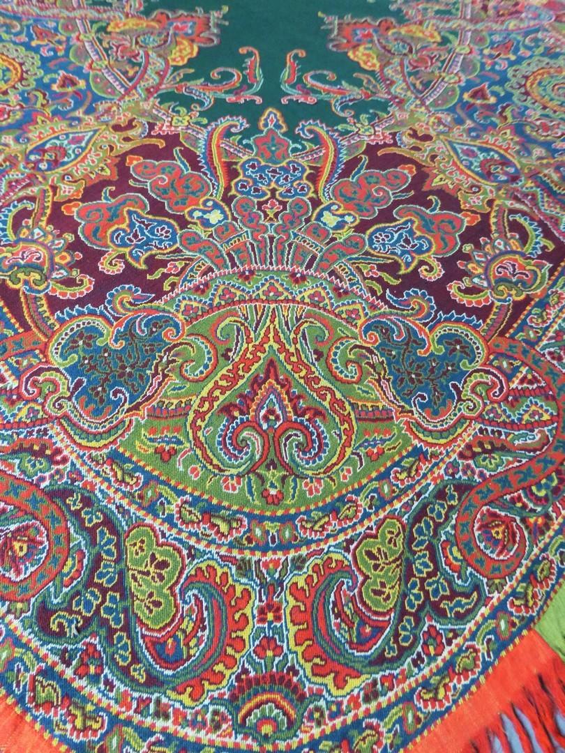 French Paisley Shawl called Palatin – Manufacture Fortier – Paris Circa 1839 For Sale 6