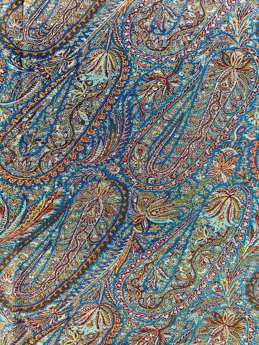 French paisley shawl with blue background decorated with Boteh - Lyon Circa 1850 1