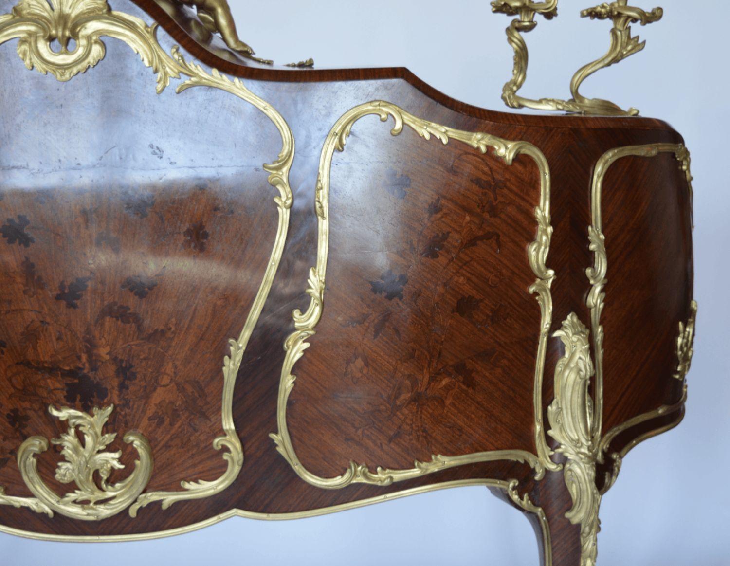 French Palatial Louis XV Gilt Bronze Bureau-Plat Cartonnier '19th Century' For Sale 4