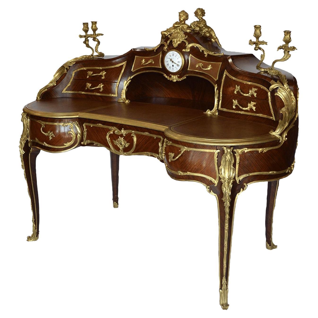 Bureau-plat Cartonnier français du Palatial Louis XV en bronze doré du 19ème siècle