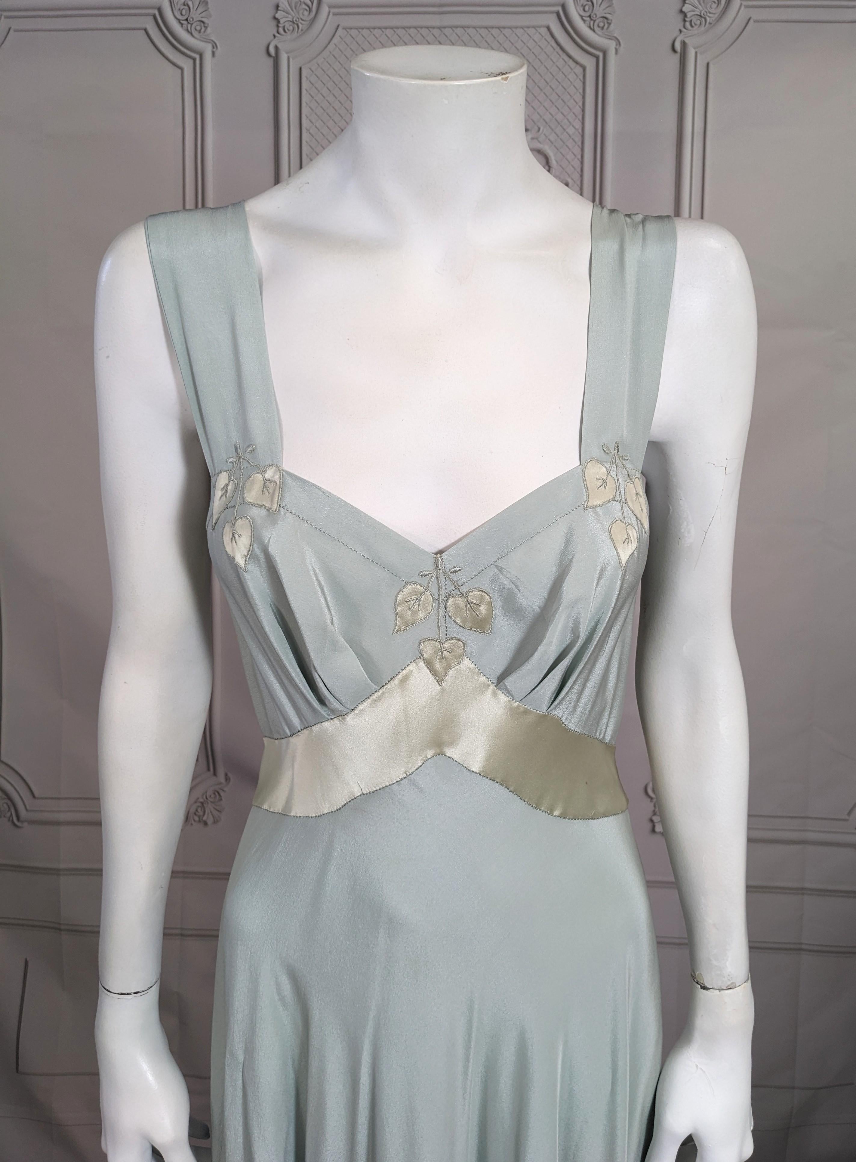   French Pale Slate Blue 1930s Silk Gown For Sale 13