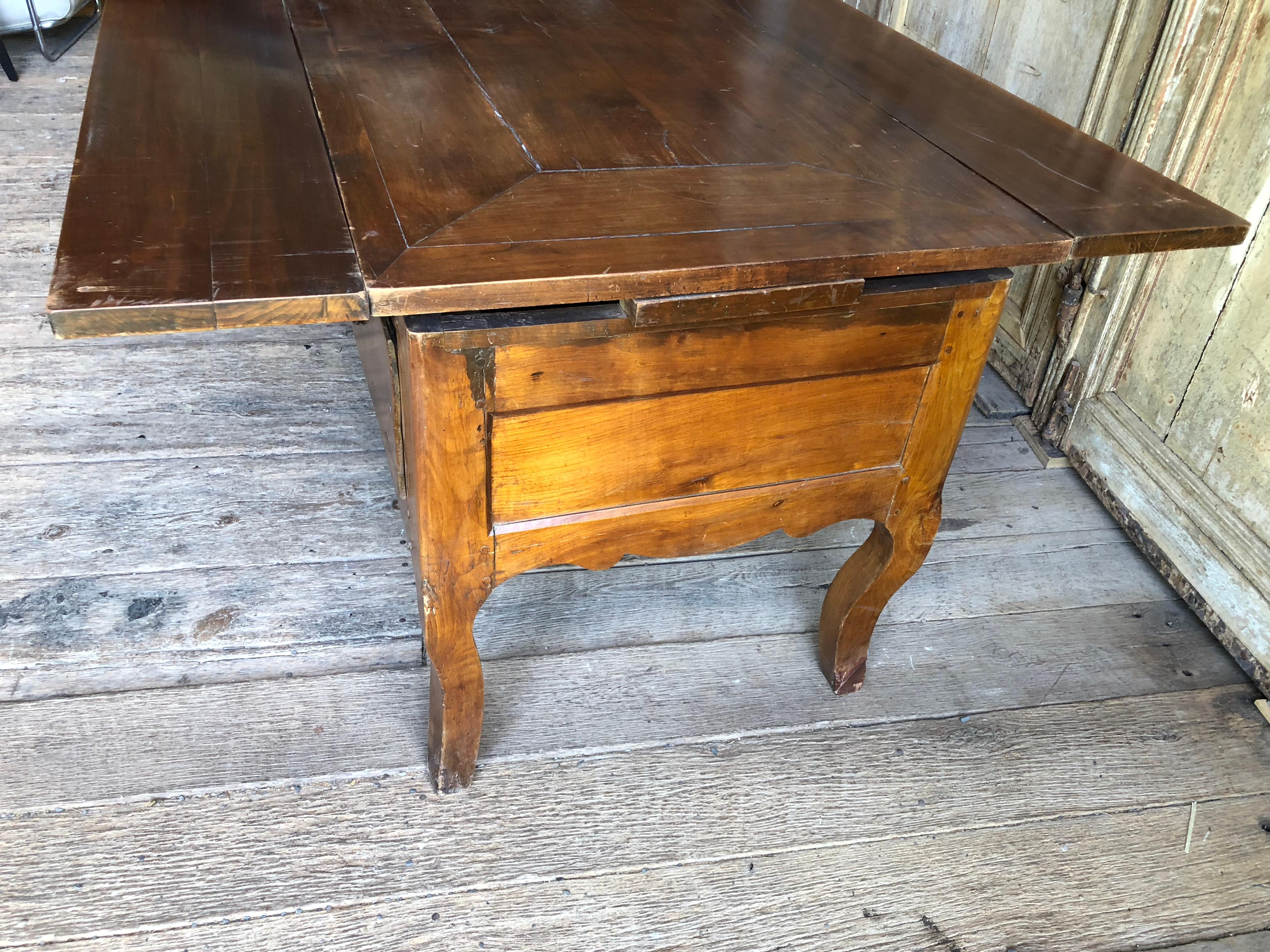 French Farm Table / Pantry or Sofa table, Louis XV 4