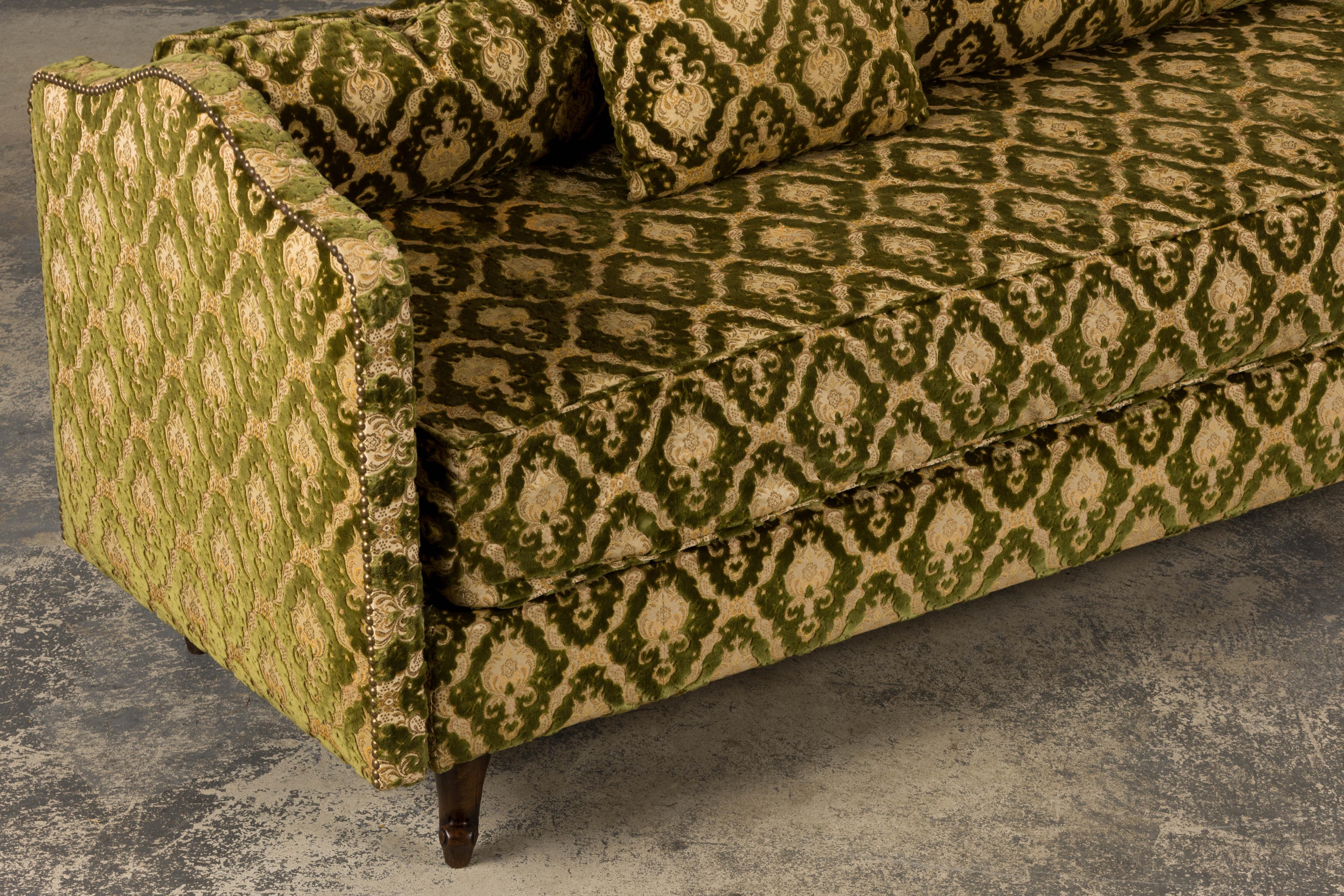 Sofá-cama francés estilo Luis XV parisino en damasco de terciopelo verde en venta 6