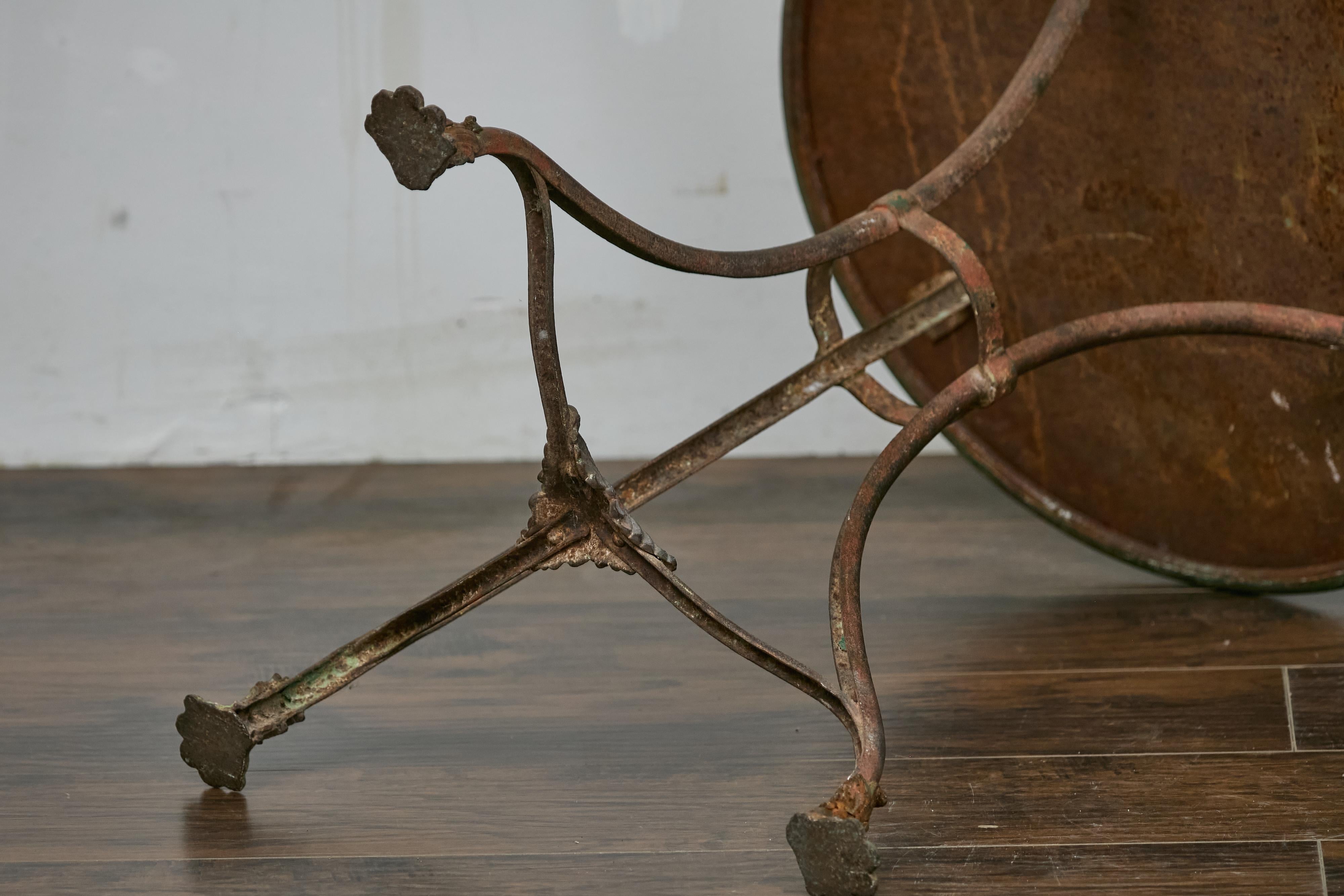 French Parisian Turn of the Century Iron Table with Round Top and Tripod Base 12