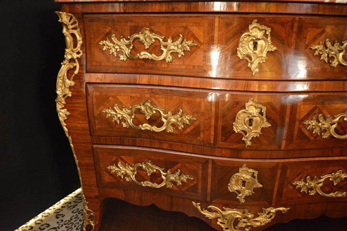 French Parquetry Commode with Ormolu In Good Condition For Sale In Los Angeles, CA