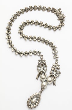 French Paste Necklace With Pendant and Bow Motif