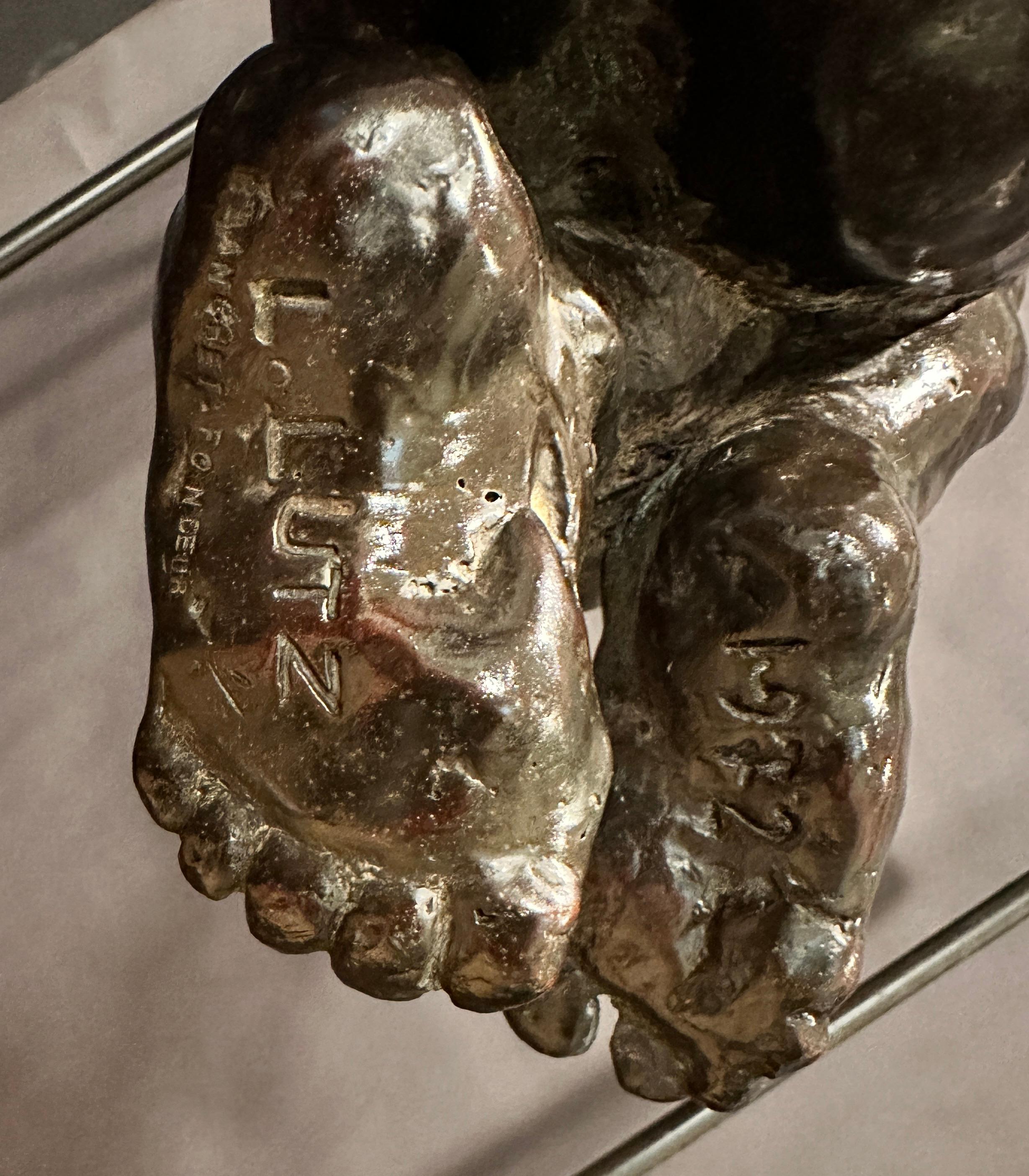 Escultura francesa de bronce patinado 