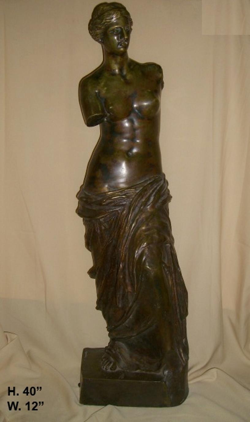 Large French patinated bronze sculpture of Venus standing in classical robes.
First half of the 20th century.
This sculpture is based on the famous Greek Venus de Milo marble statue, by Alexandros of Antioch circa 100 BC, currently in the Louvre