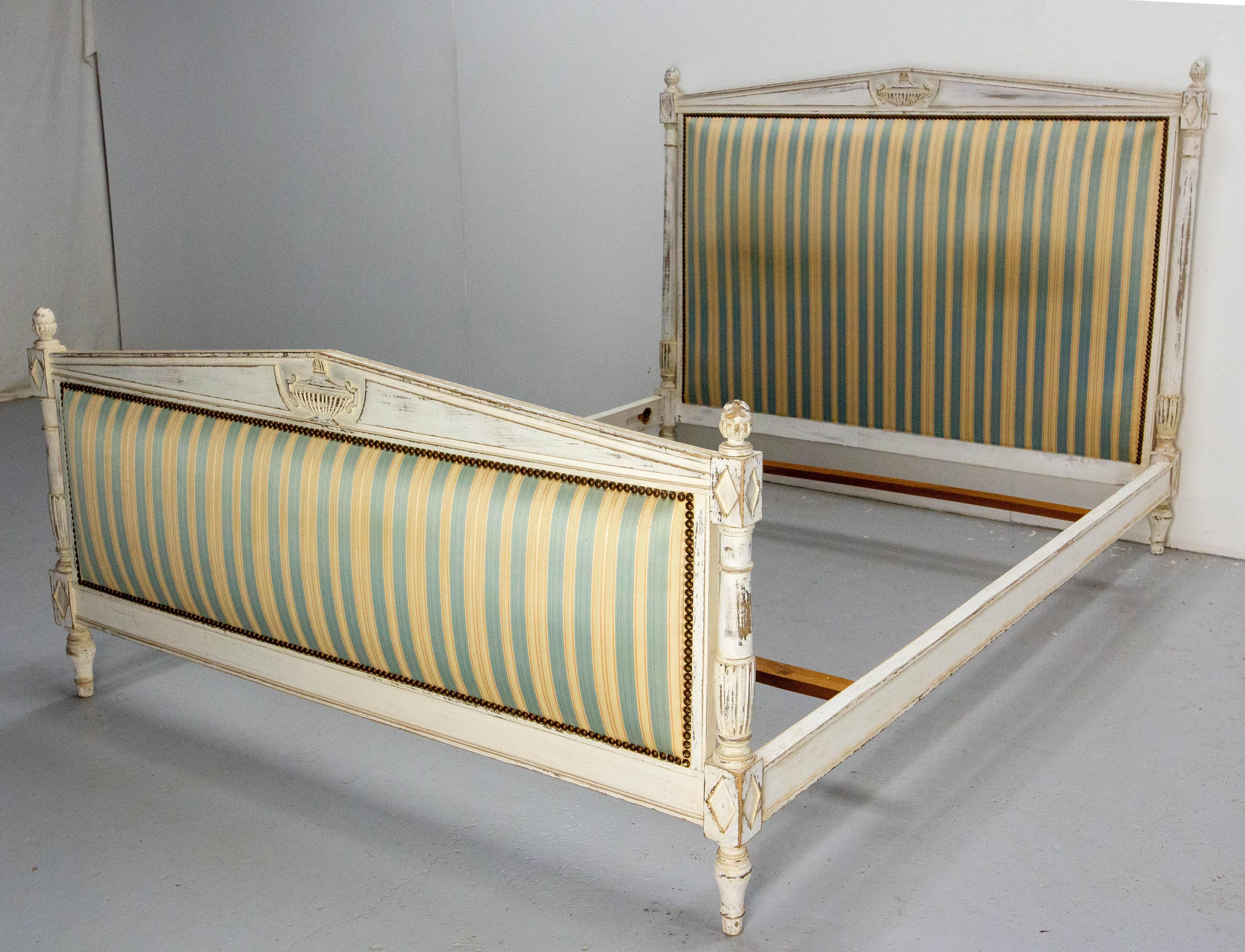 French Patinated Wood Bed Full Size or Double Bed Louis XVI Style, circa 1900 For Sale 1