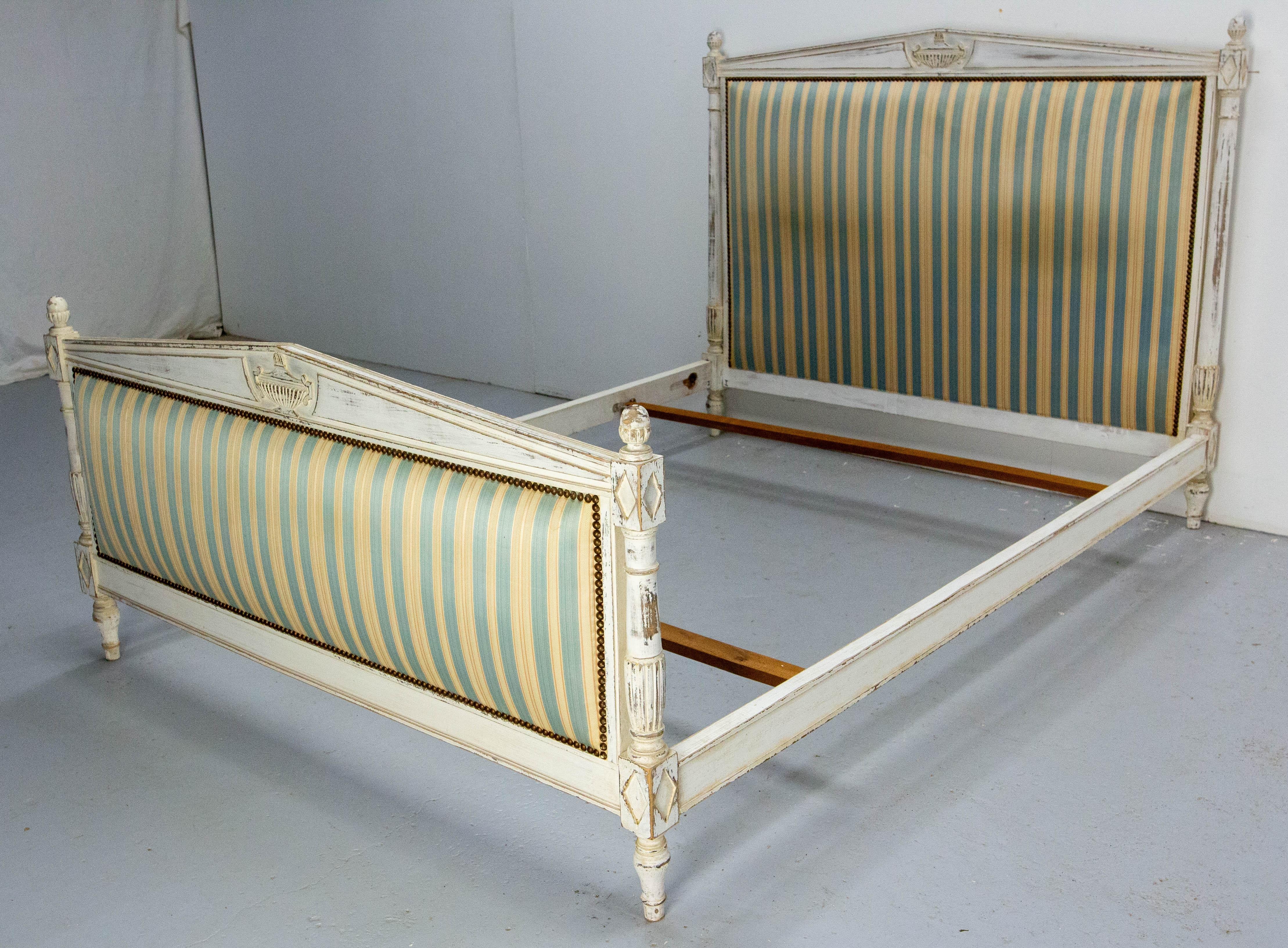 French Patinated Wood Bed Full Size or Double Bed Louis XVI Style, circa 1900 For Sale 2