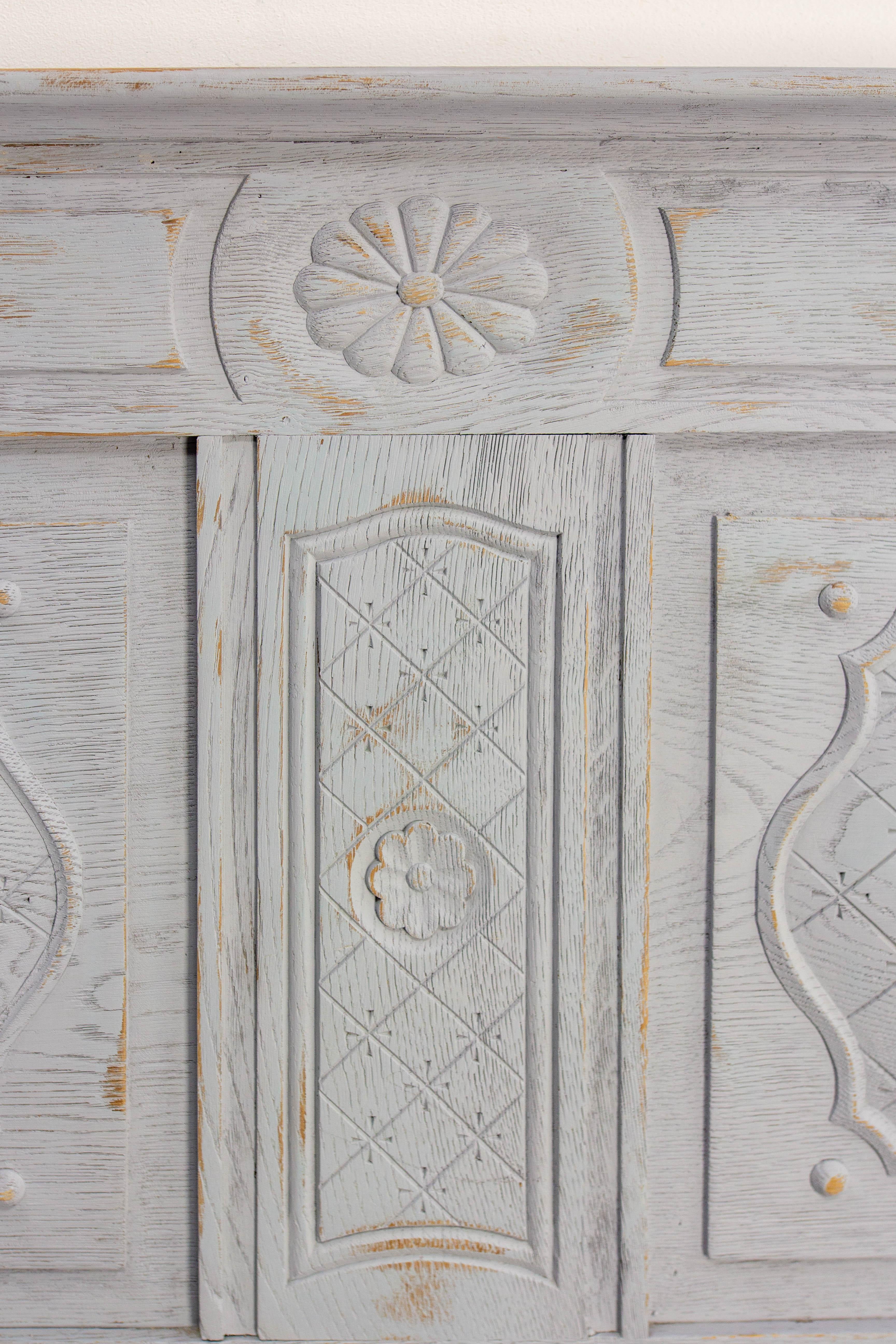 French Patinated Wood Bed Full Size or Double Bed Louis XVI Style, circa 1960 In Good Condition For Sale In Labrit, Landes
