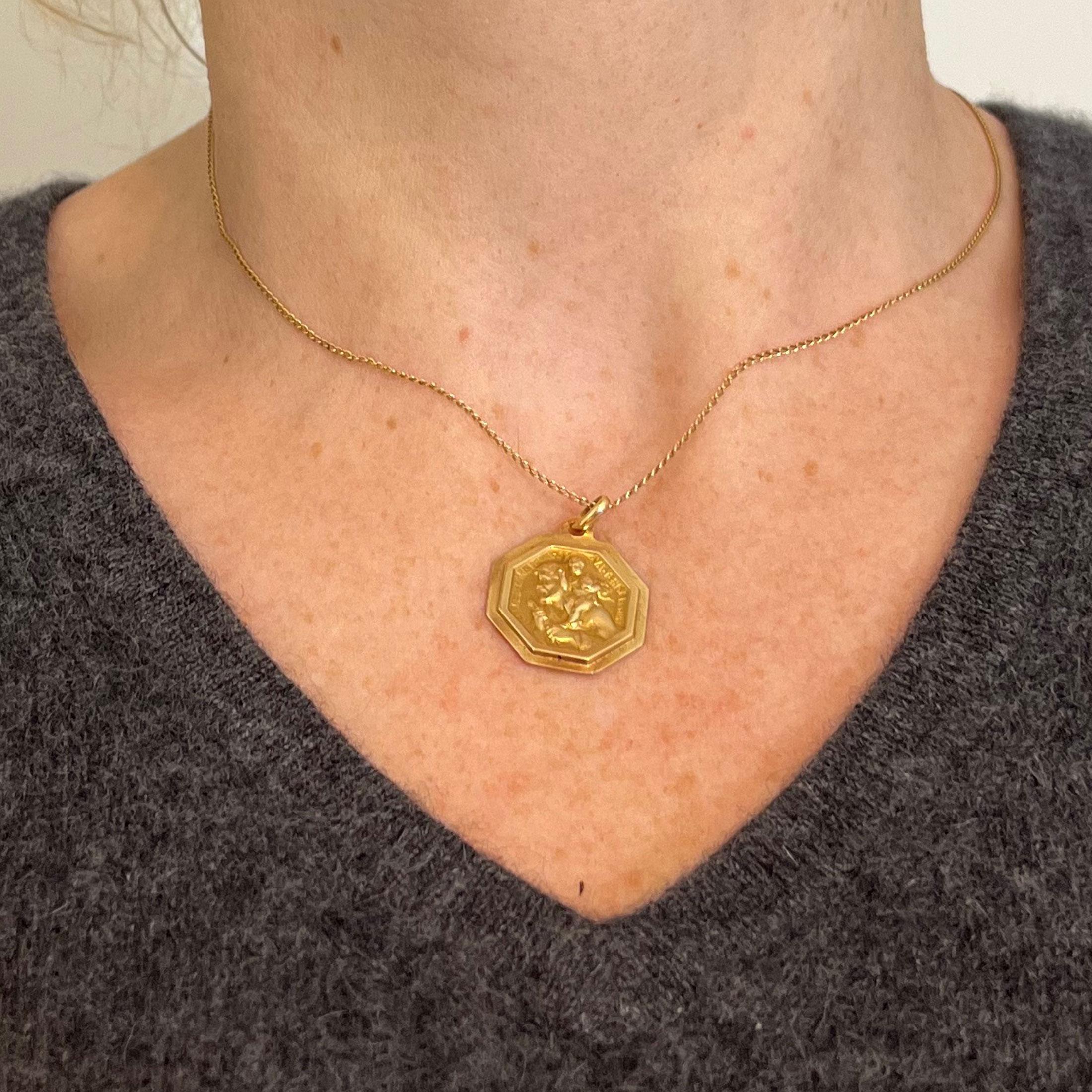 Paul Brandt St Christopher, médaille française pendentif breloque en or jaune 18 carats Unisexe en vente