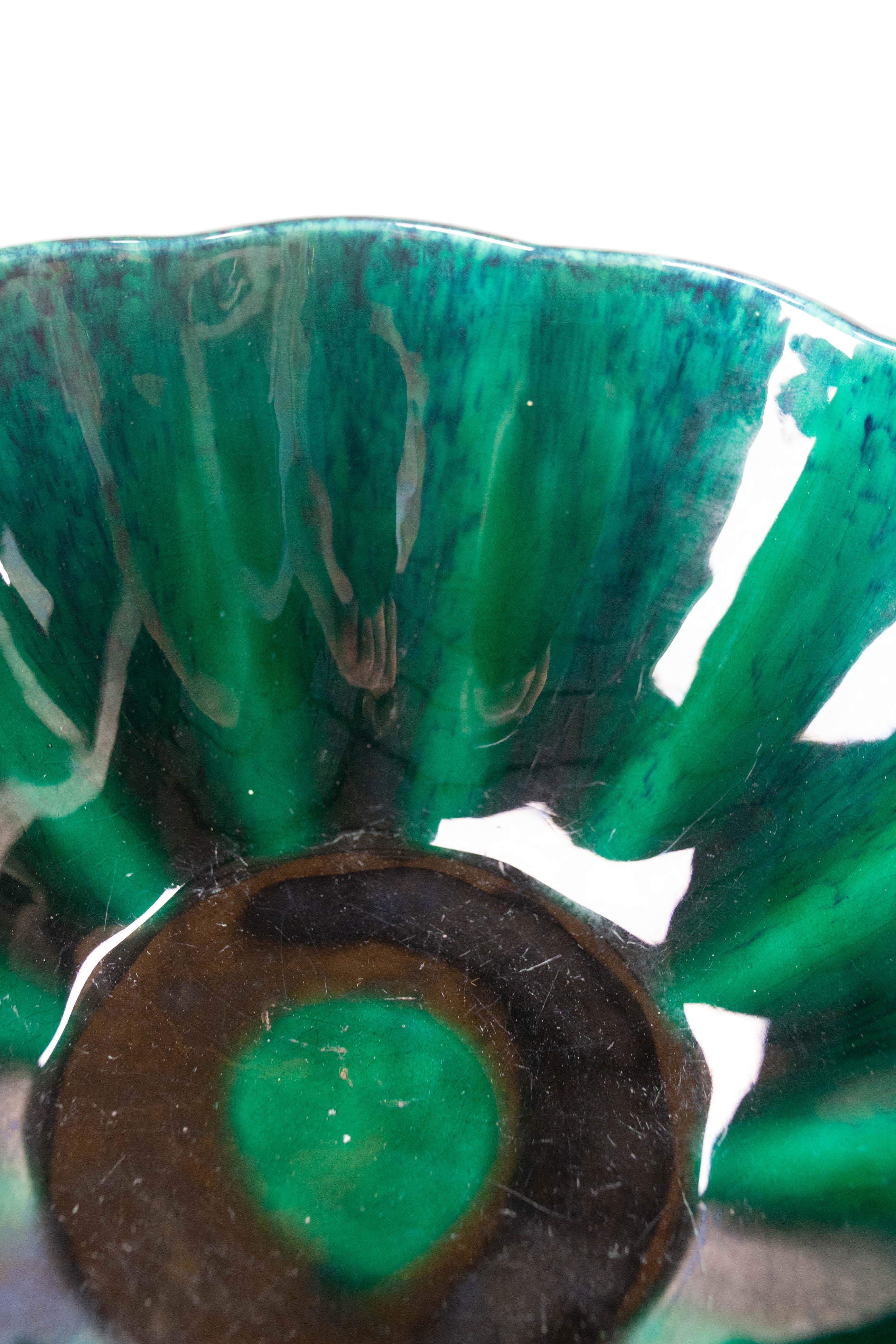 Milieu du XXe siècle Paul Millet Sèvres Manufacture Glaze Deep Green Ceramic Fruit Bowles c 1920 en vente