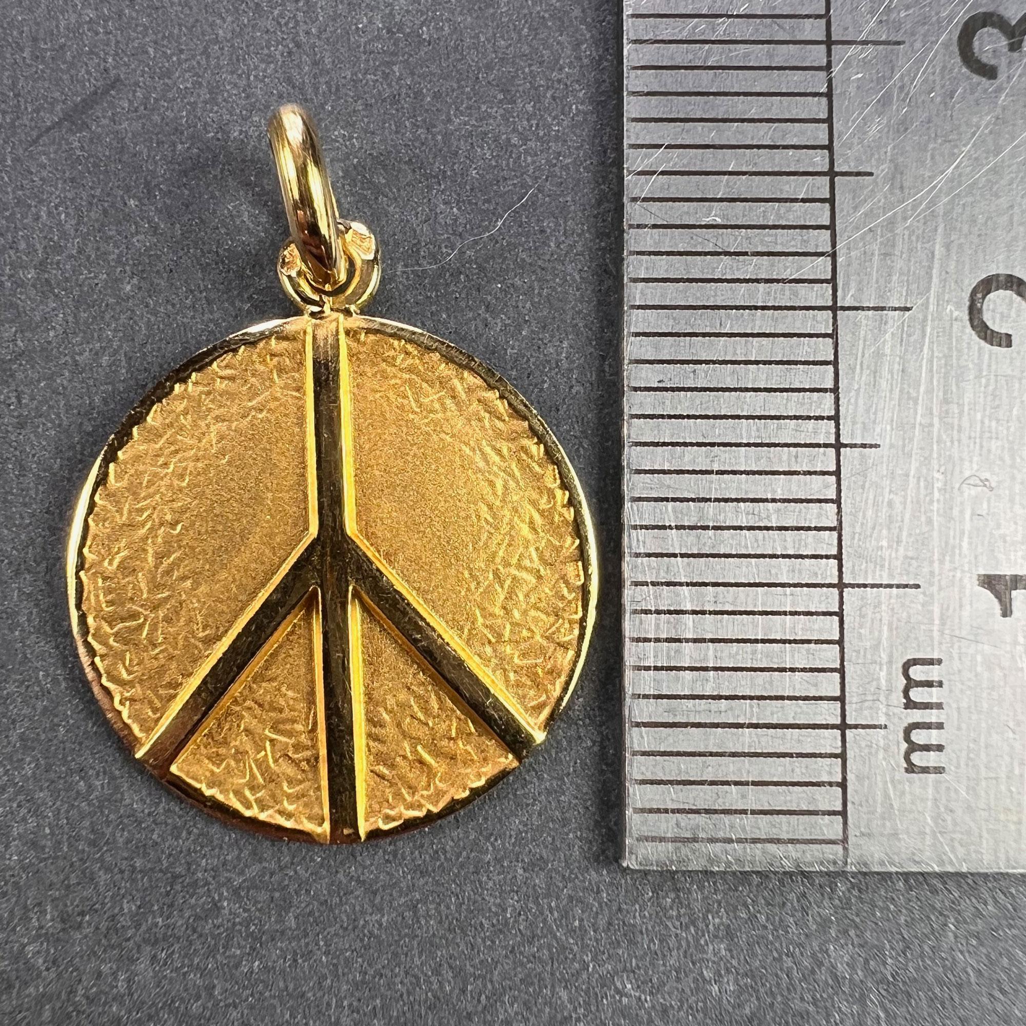 French Peace Sign 18K Yellow Gold Medal Pendant 6