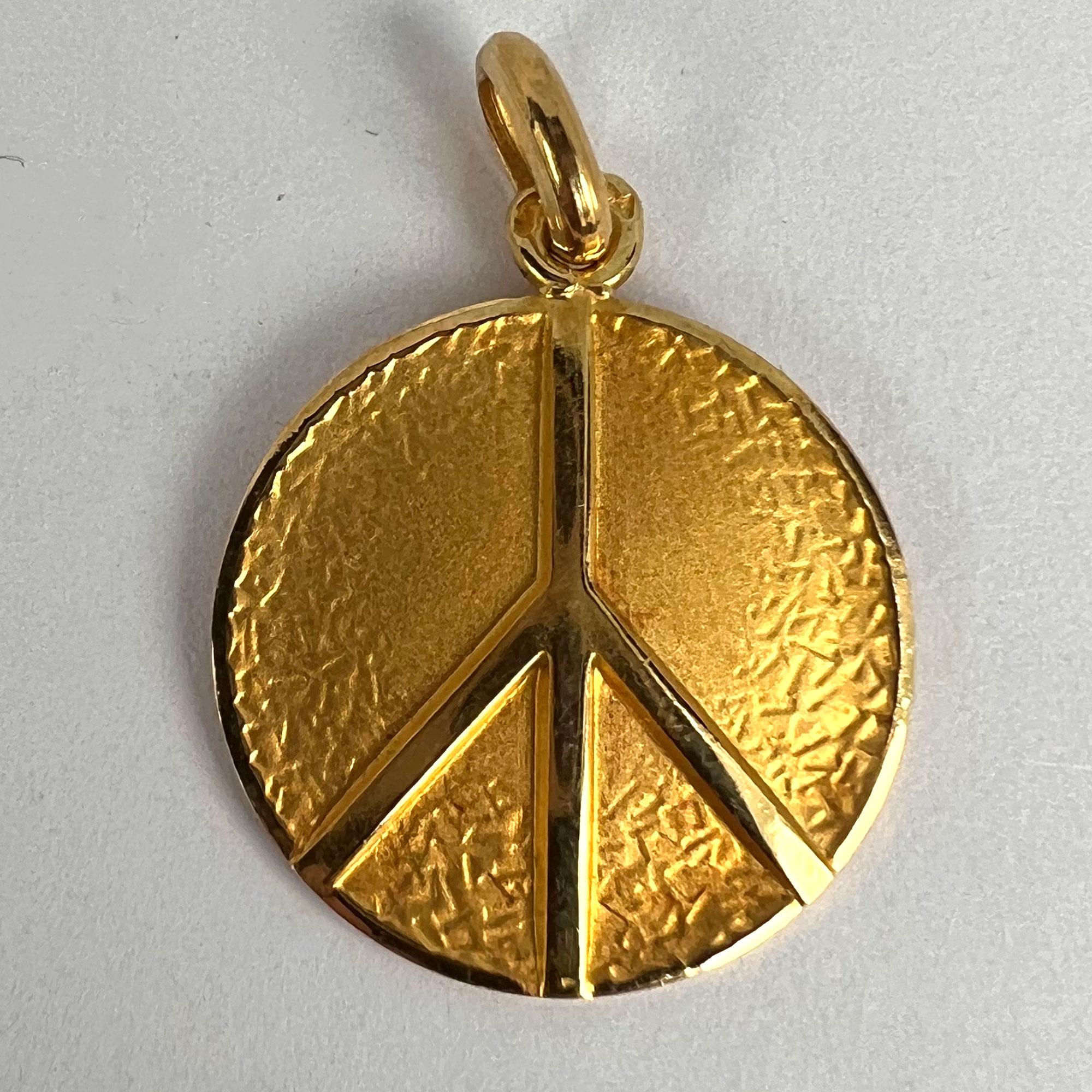 French Peace Sign 18K Yellow Gold Medal Pendant 8