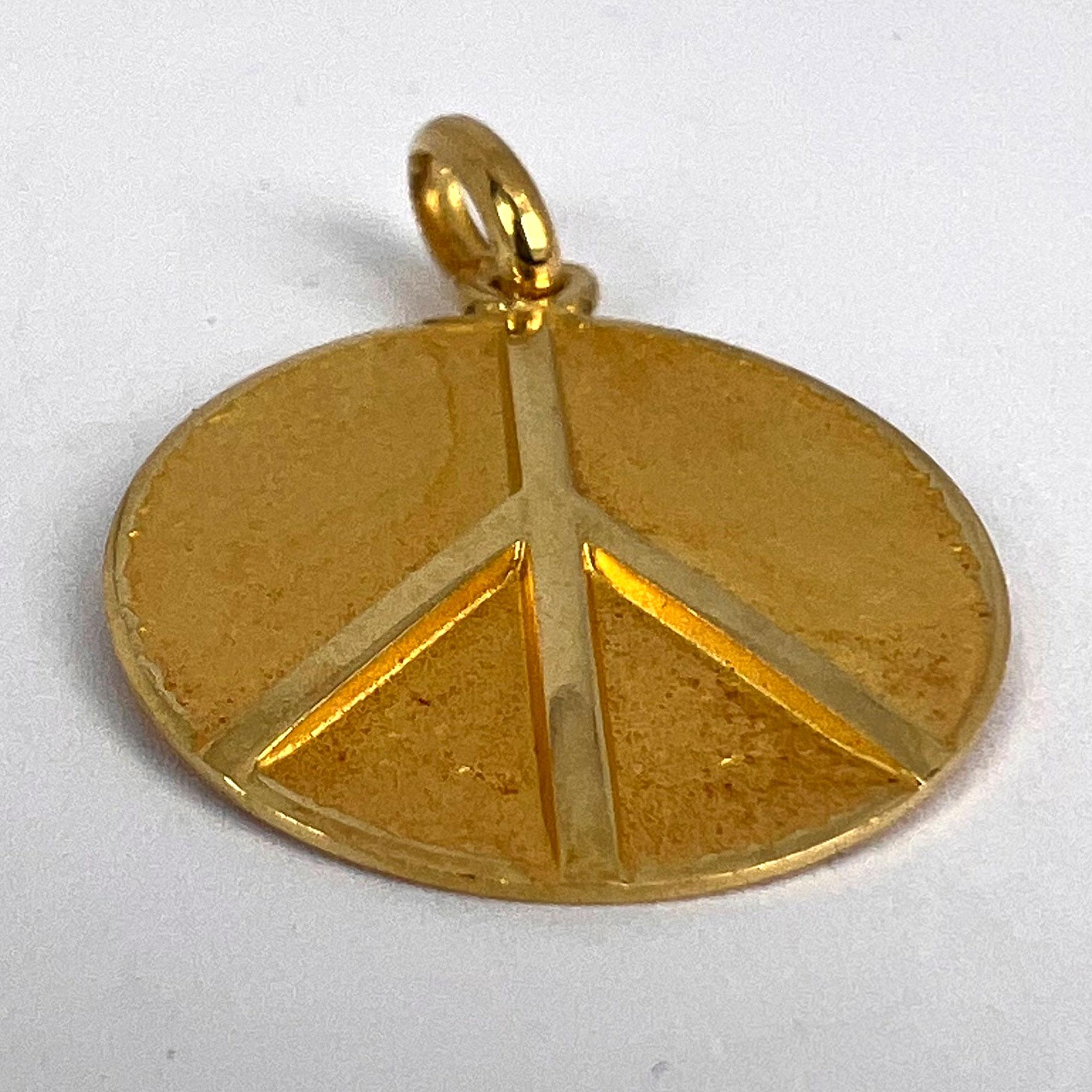 French Peace Sign 18K Yellow Gold Medal Pendant 10