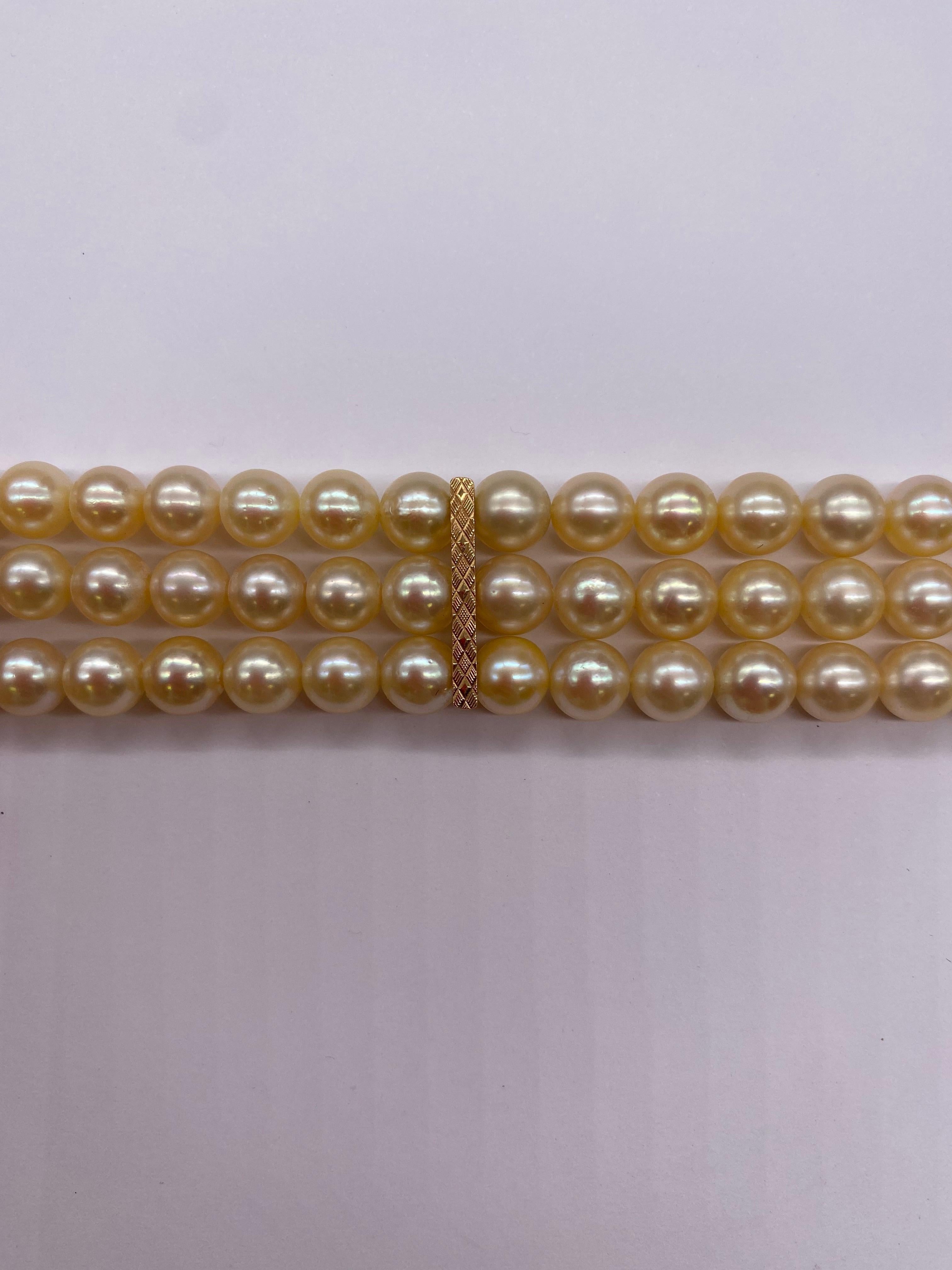 Bead French Pearl Bracelet Vintage with 18 Carats Barrettes Gold For Sale