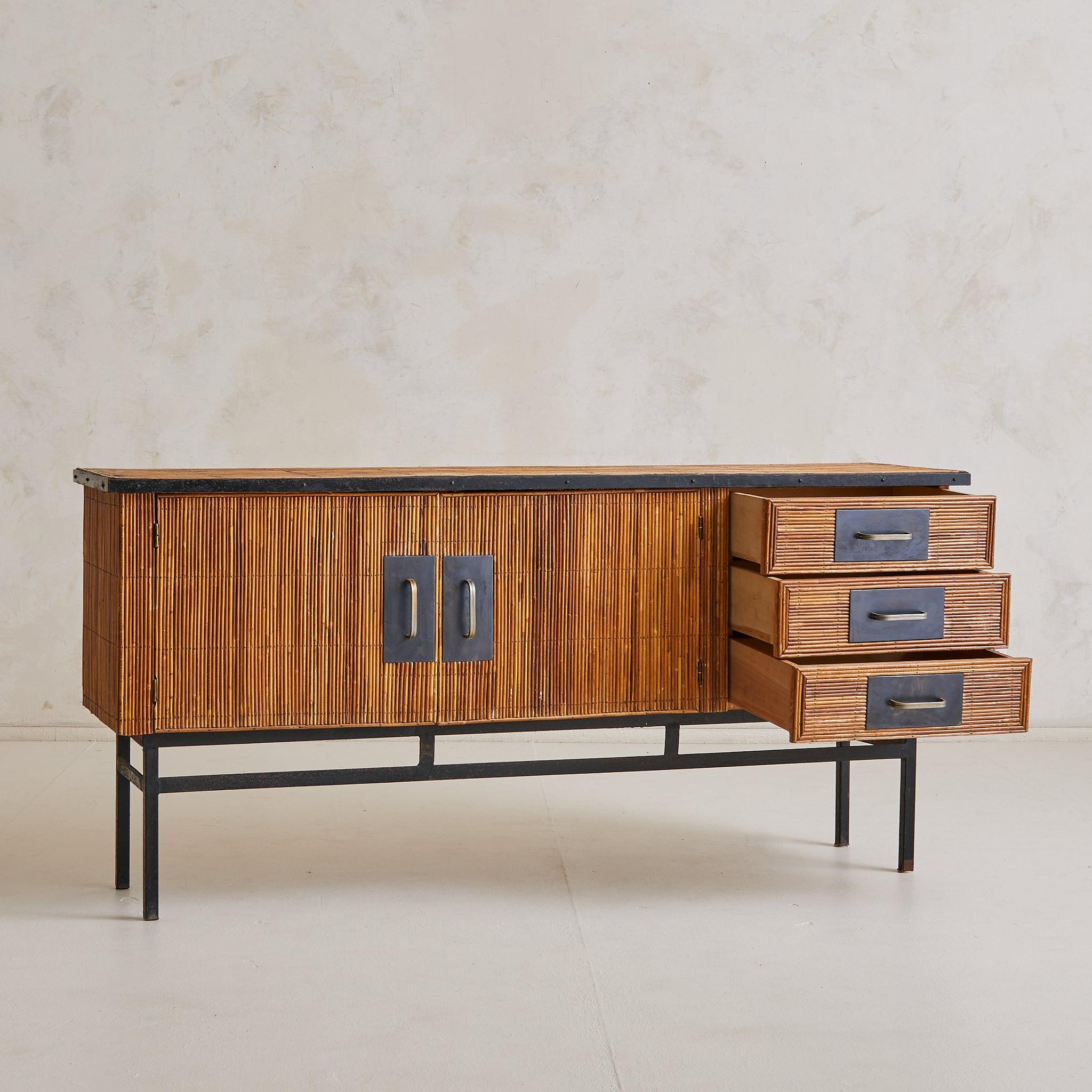French Pencil Reed Sideboard with Iron Base, 1960s Moderno de mediados de siglo en venta