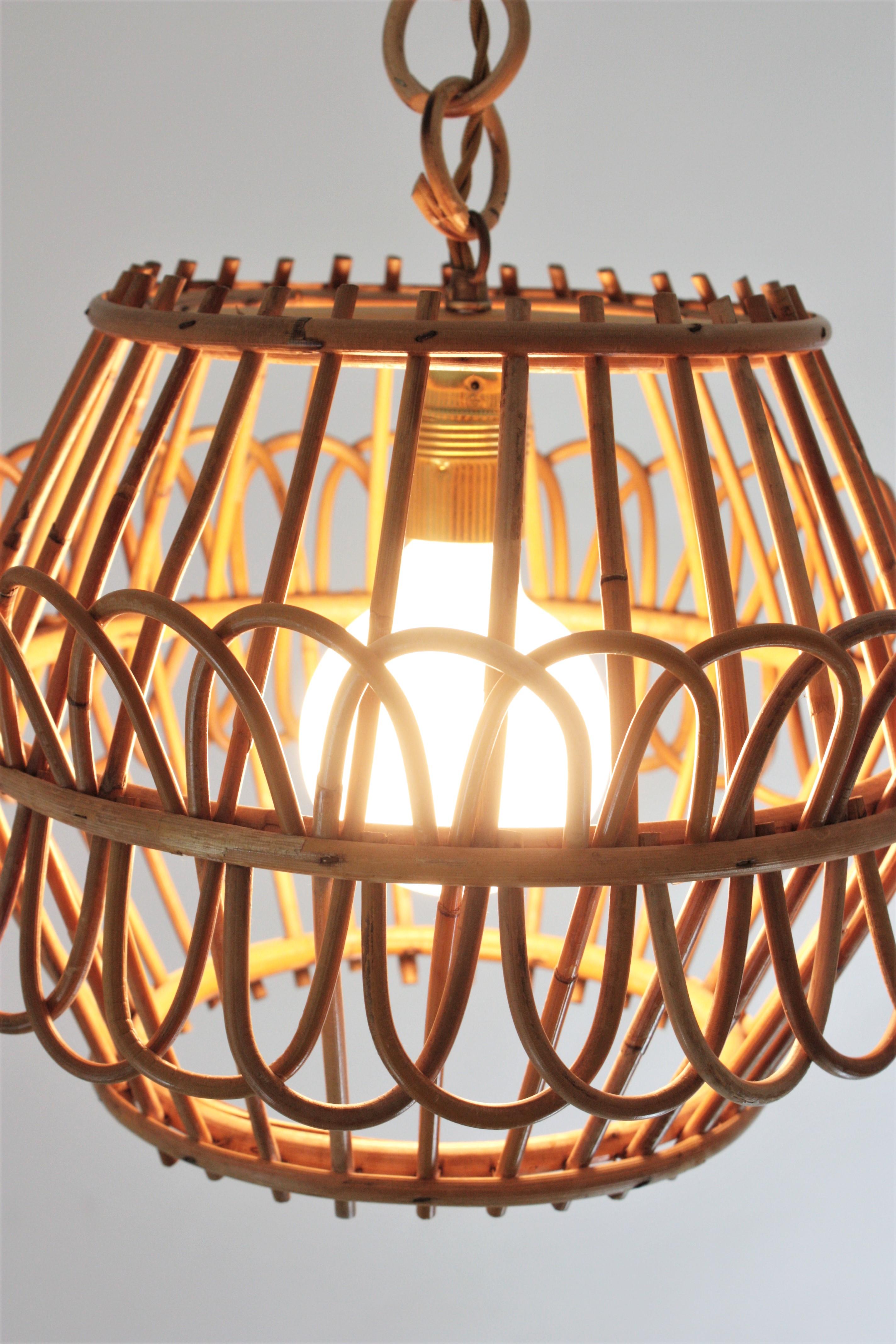 French Pendant Light or Lantern in Rattan, 1950s For Sale 5