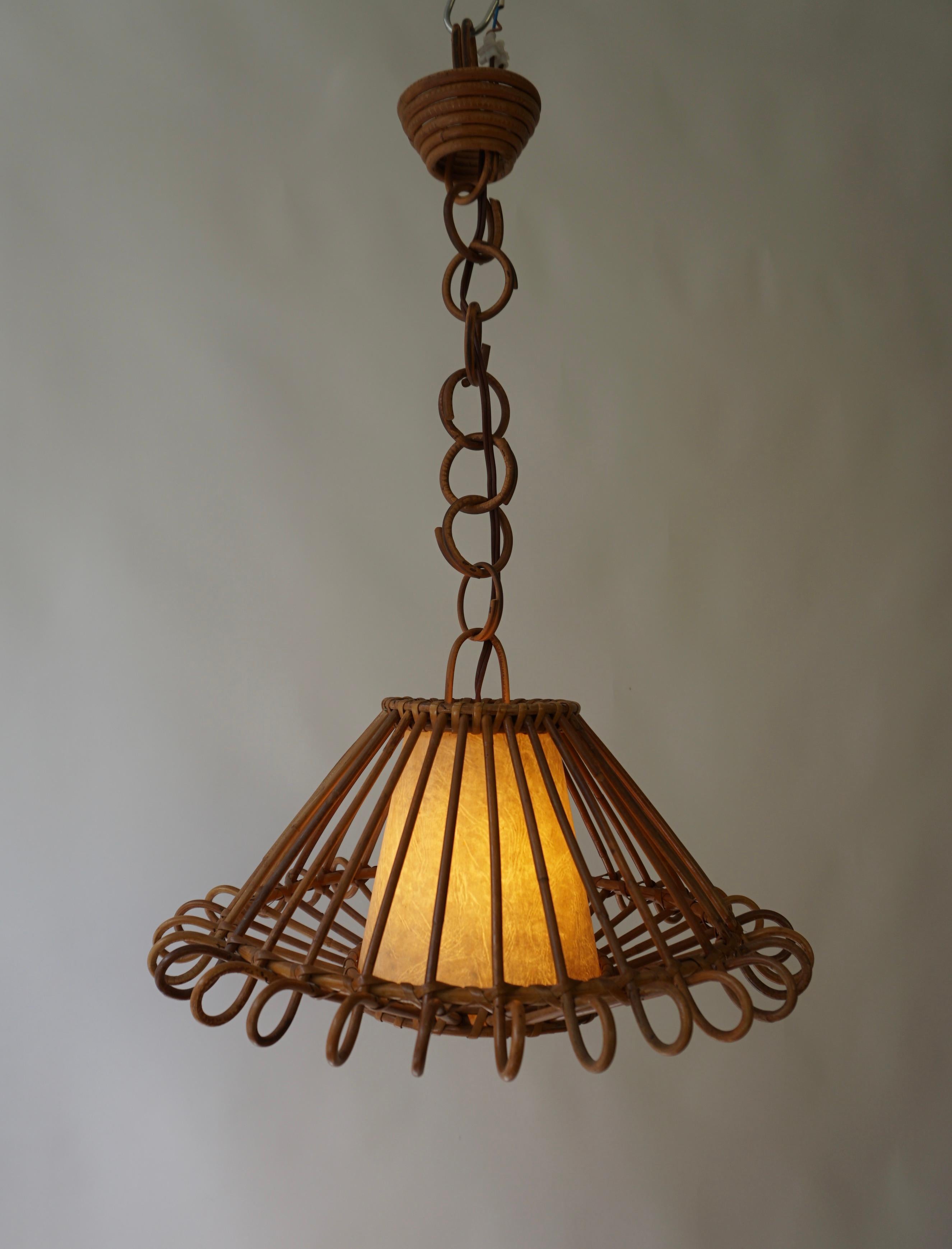 Canne Lampe à suspension ou lanterne française en rotin, années 1950 en vente