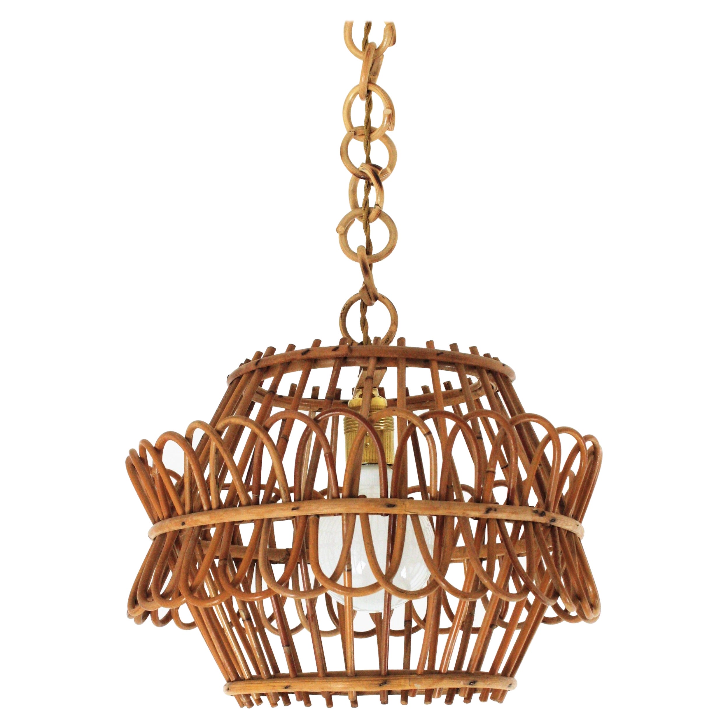 Lampe à suspension ou lanterne française en rotin, années 1950