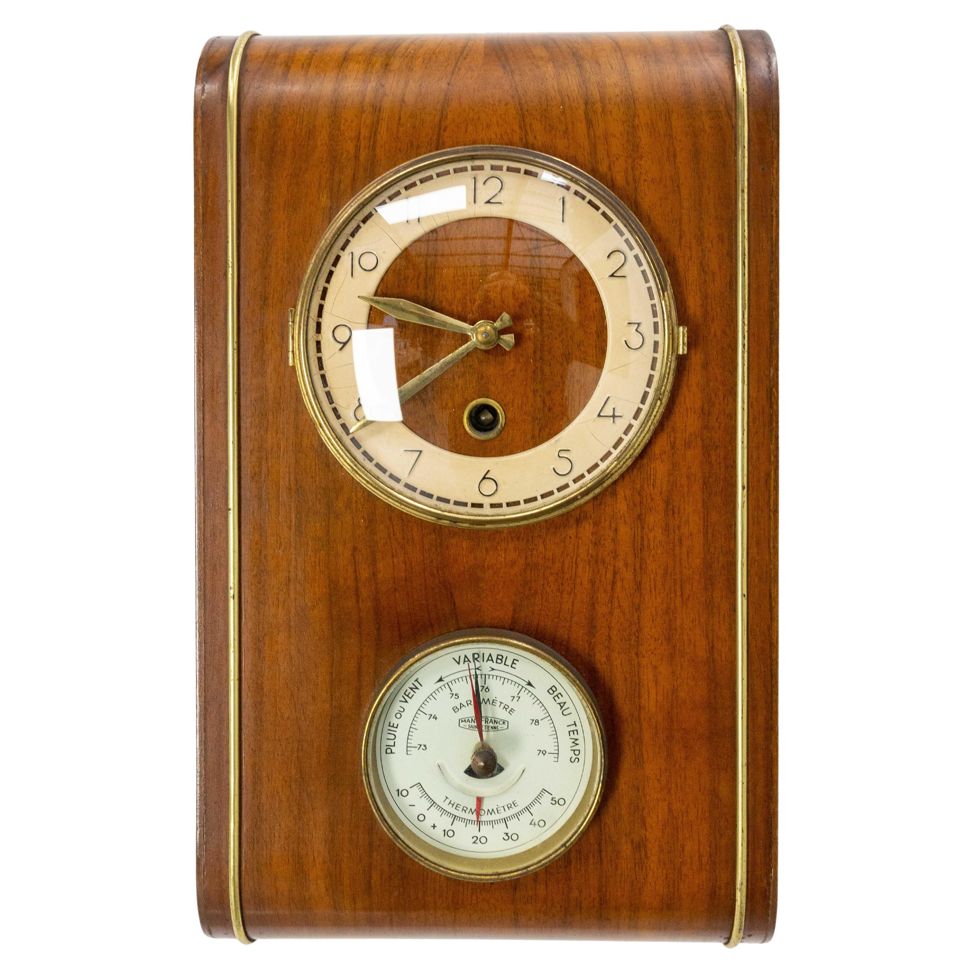 Reloj de péndulo francés y barómetro aneroide, hacia 1960