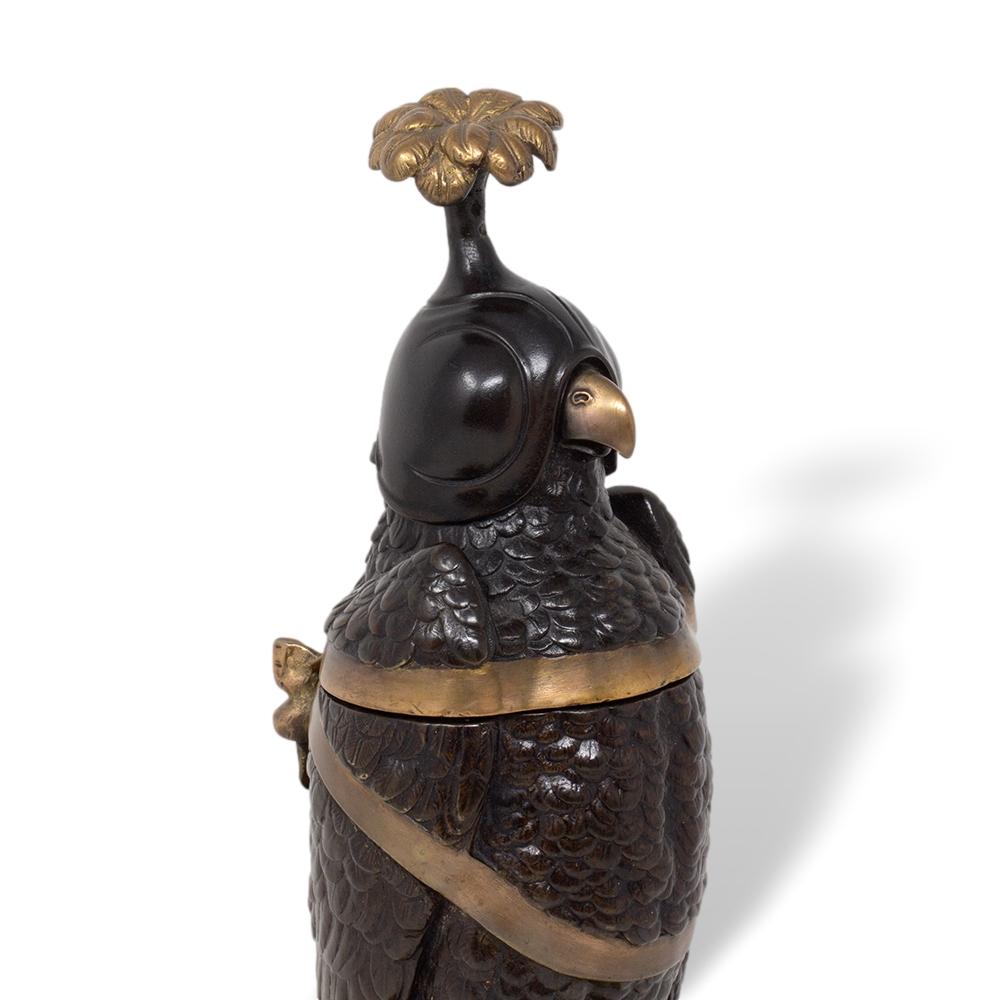 Calamaio francese in bronzo con uccello rapace Falco pellegrino, CIRCA 1880 in vendita 1