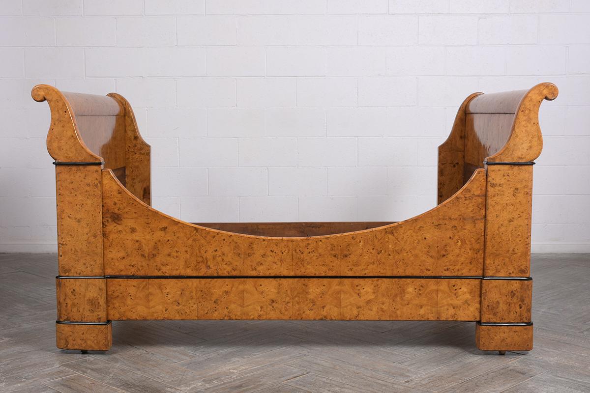 Early 19th Century French Empire Burled Daybed 4