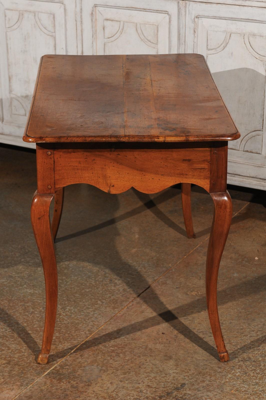 French Period Louis XV 18th Century Walnut Table with Drawer and Cabriole Legs 7