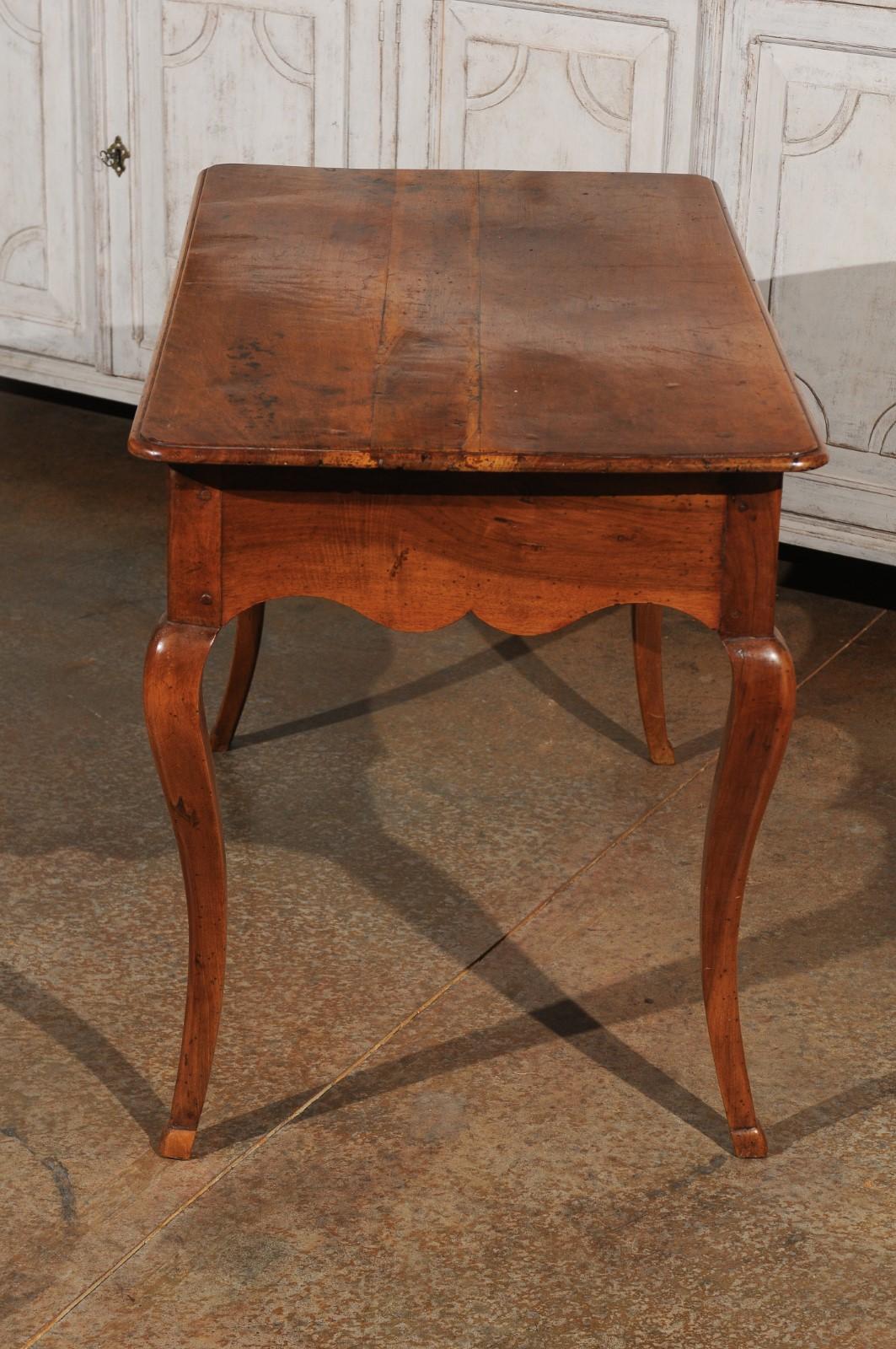 French Period Louis XV 18th Century Walnut Table with Drawer and Cabriole Legs 4