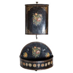 Tôle Lavabo aus der Zeit Napoleons III., schwarz lackiert und mit Blumendekor, 1870er Jahre