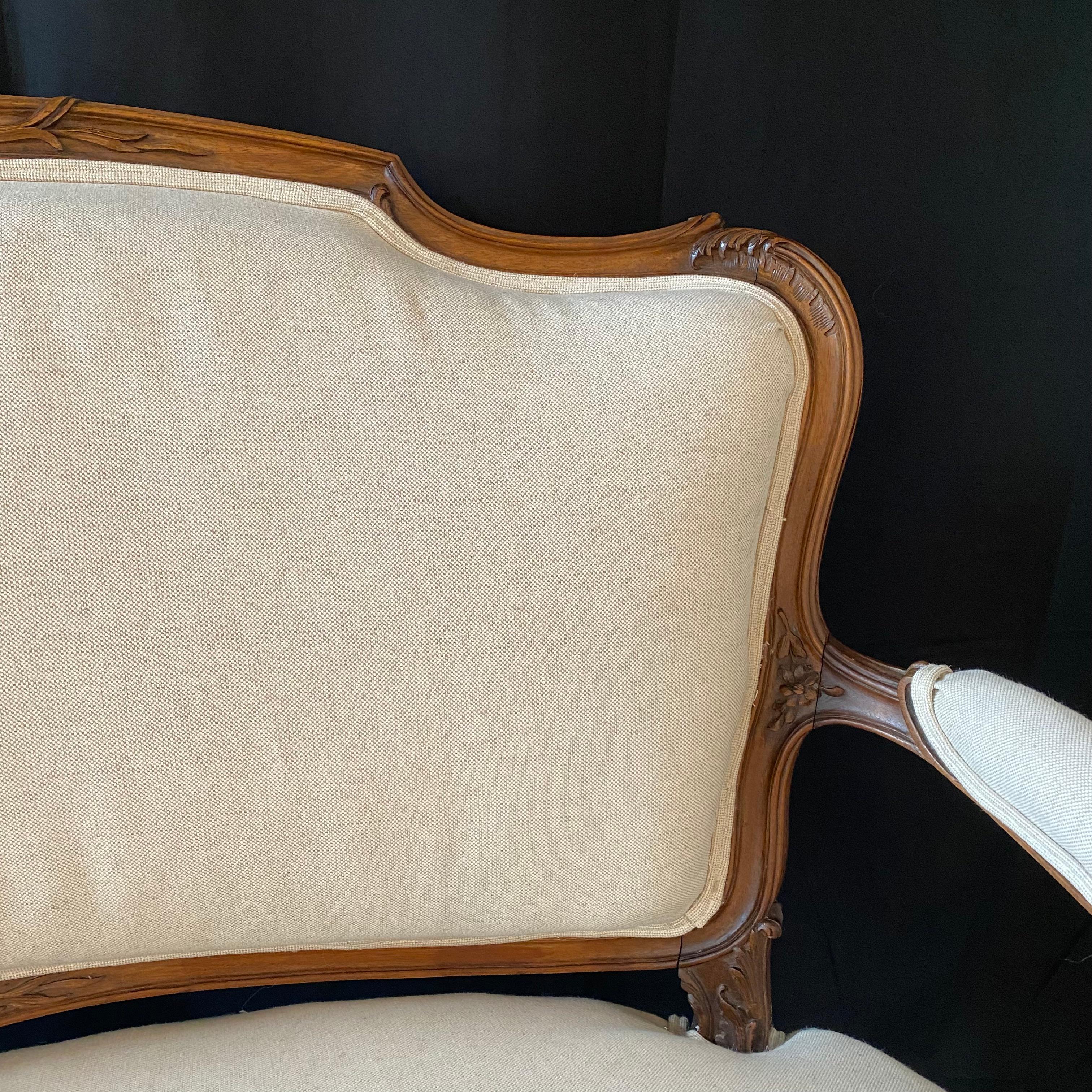 French Period Walnut Intricately Carved Louis XV Sofa or Loveseat In Good Condition In Hopewell, NJ