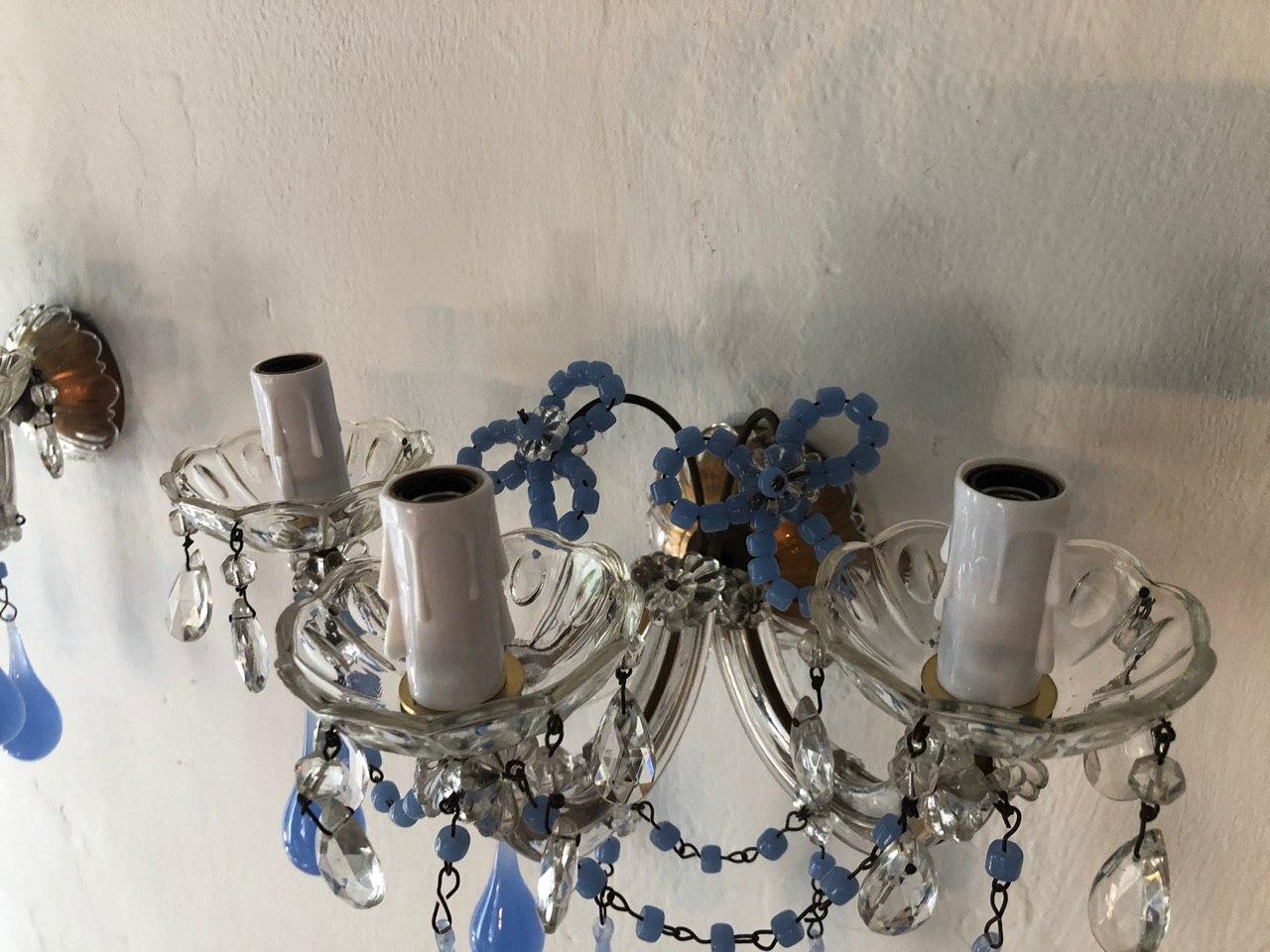 French Periwinkle Murano Glass Opaline Sconces, circa 1920 4