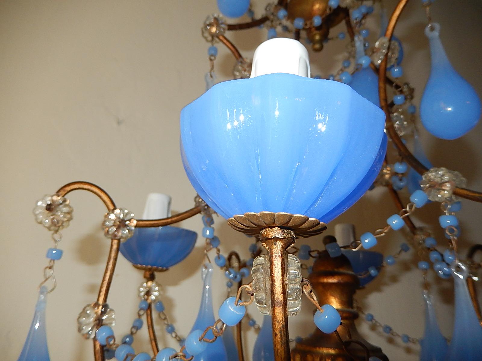 Vetro di Murano Lampadario francese con gocce opaline di lavanda viola pervinca, circa 1920 in vendita