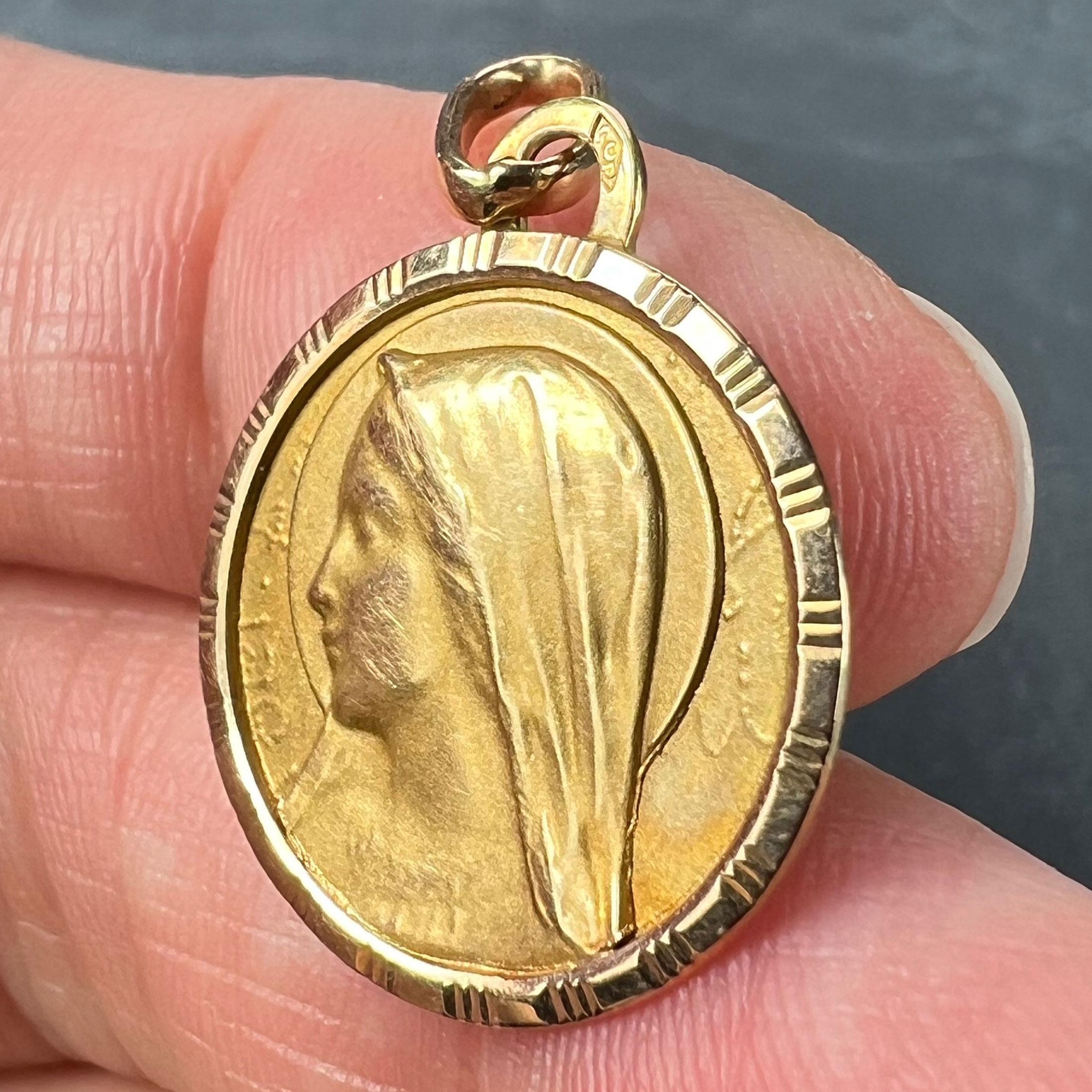 French Perriat Virgin Mary 18K Yellow Gold Pendant Charm For Sale 2