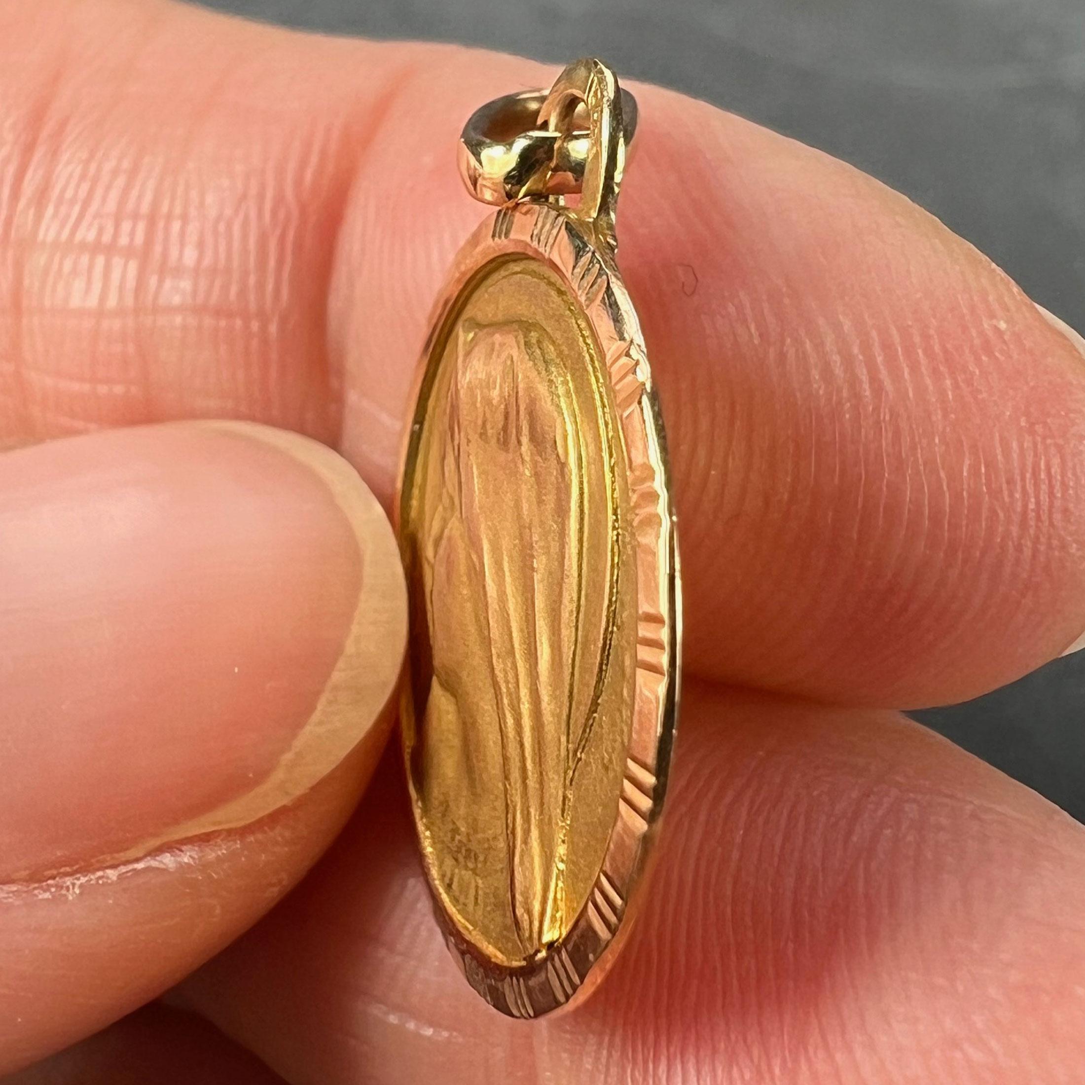 French Perriat Virgin Mary 18K Yellow Gold Pendant Charm For Sale 3