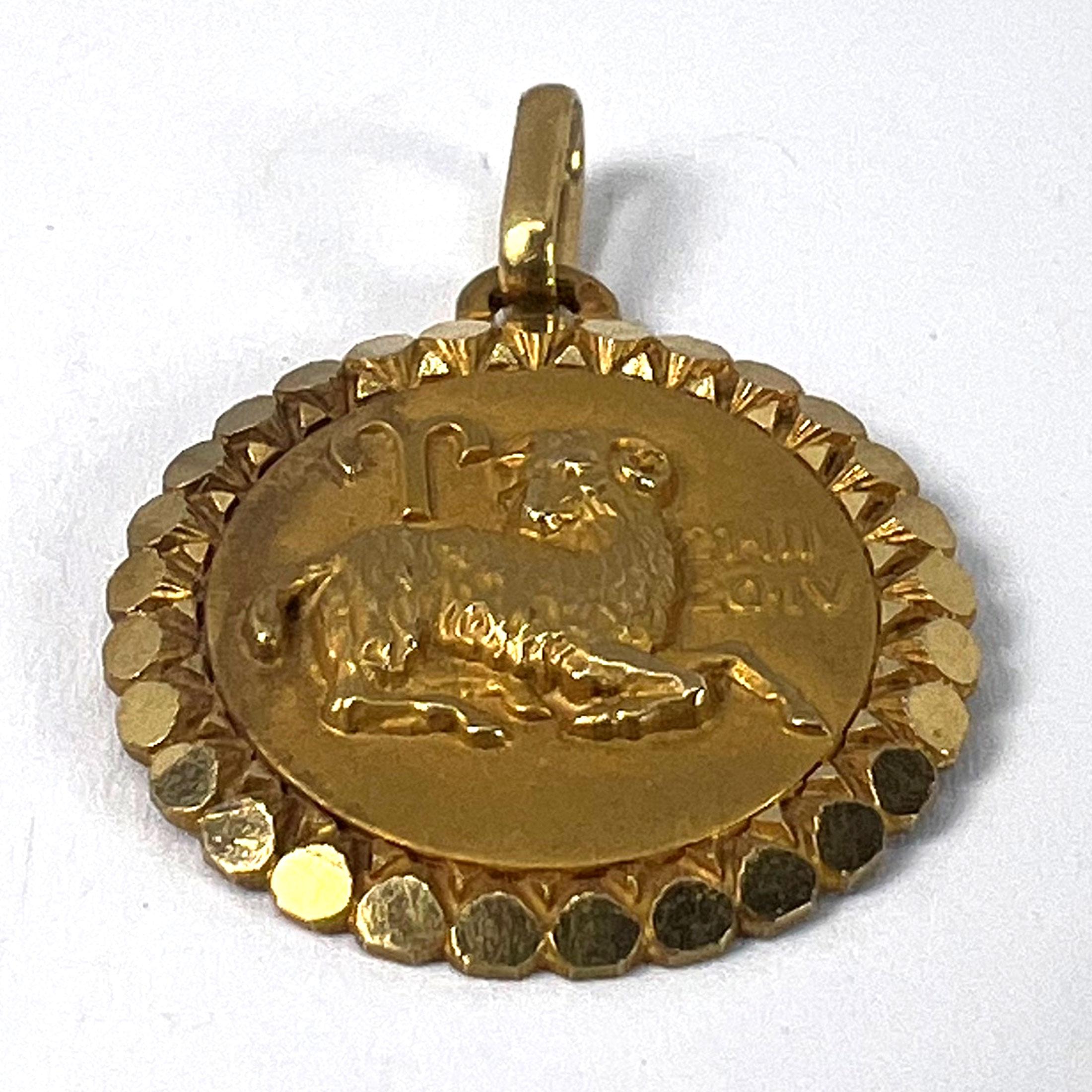Ciondolo con charme in oro giallo 18 carati French Perroud Large Ares Zodiac in vendita 9