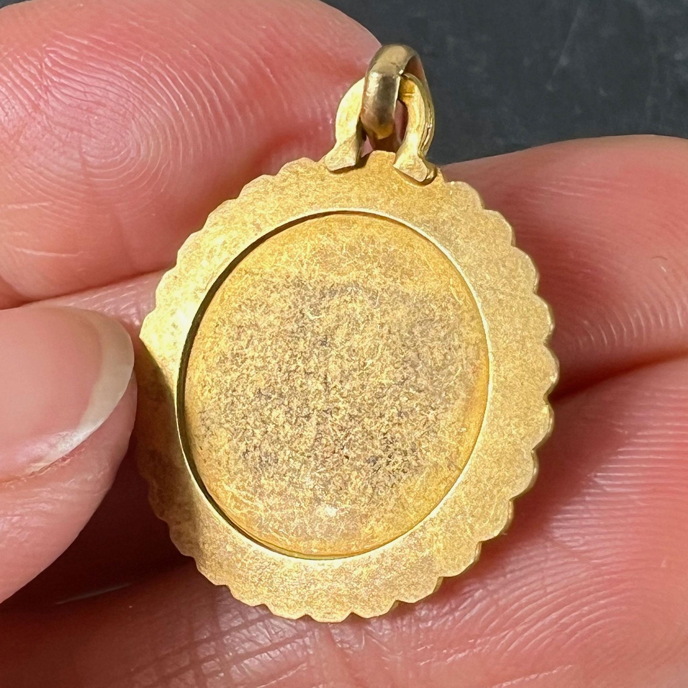 Ciondolo con charme in oro giallo 18 carati French Perroud Large Ares Zodiac in vendita 4