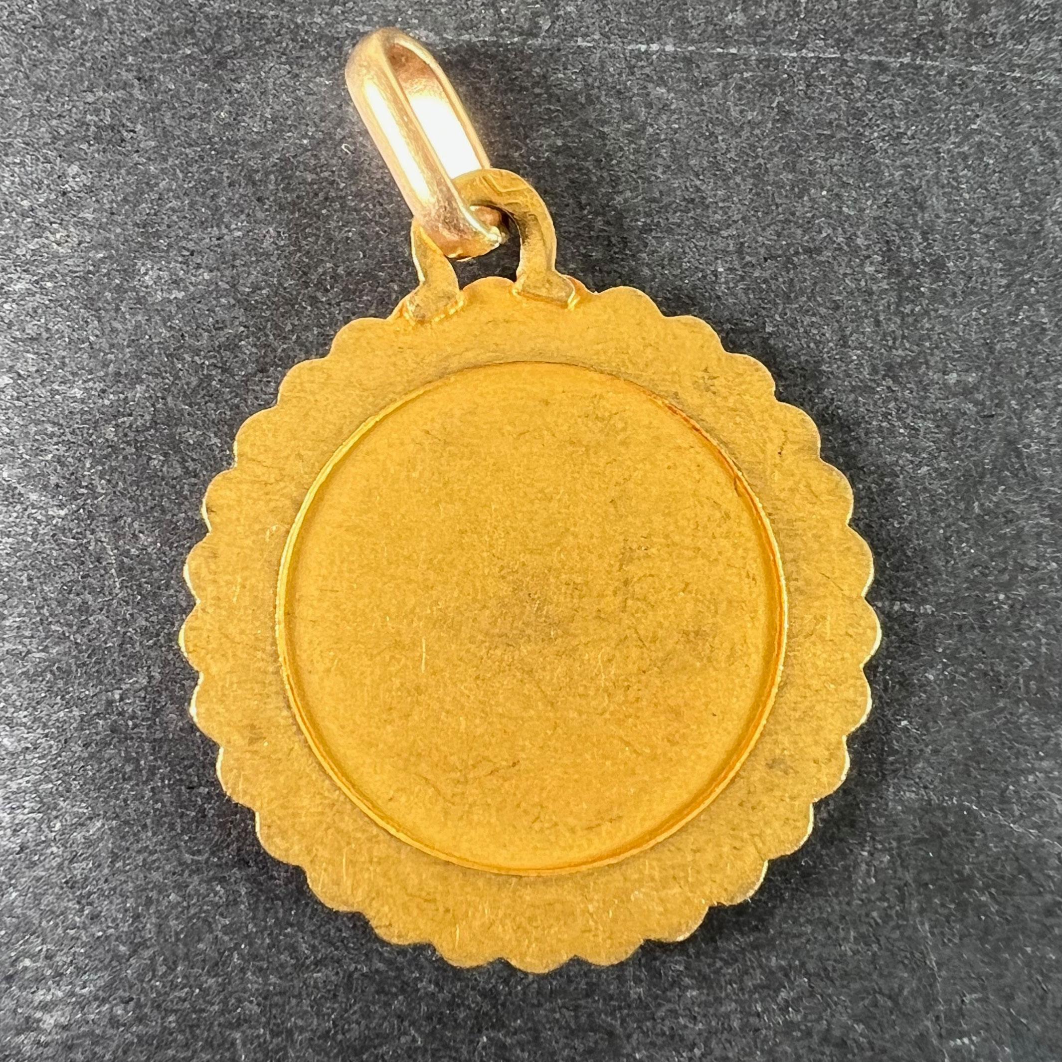 Ciondolo a forma di charme in oro giallo 18 carati French Perroud, grande segno zodiacale del Cancro In condizioni buone in vendita a London, GB