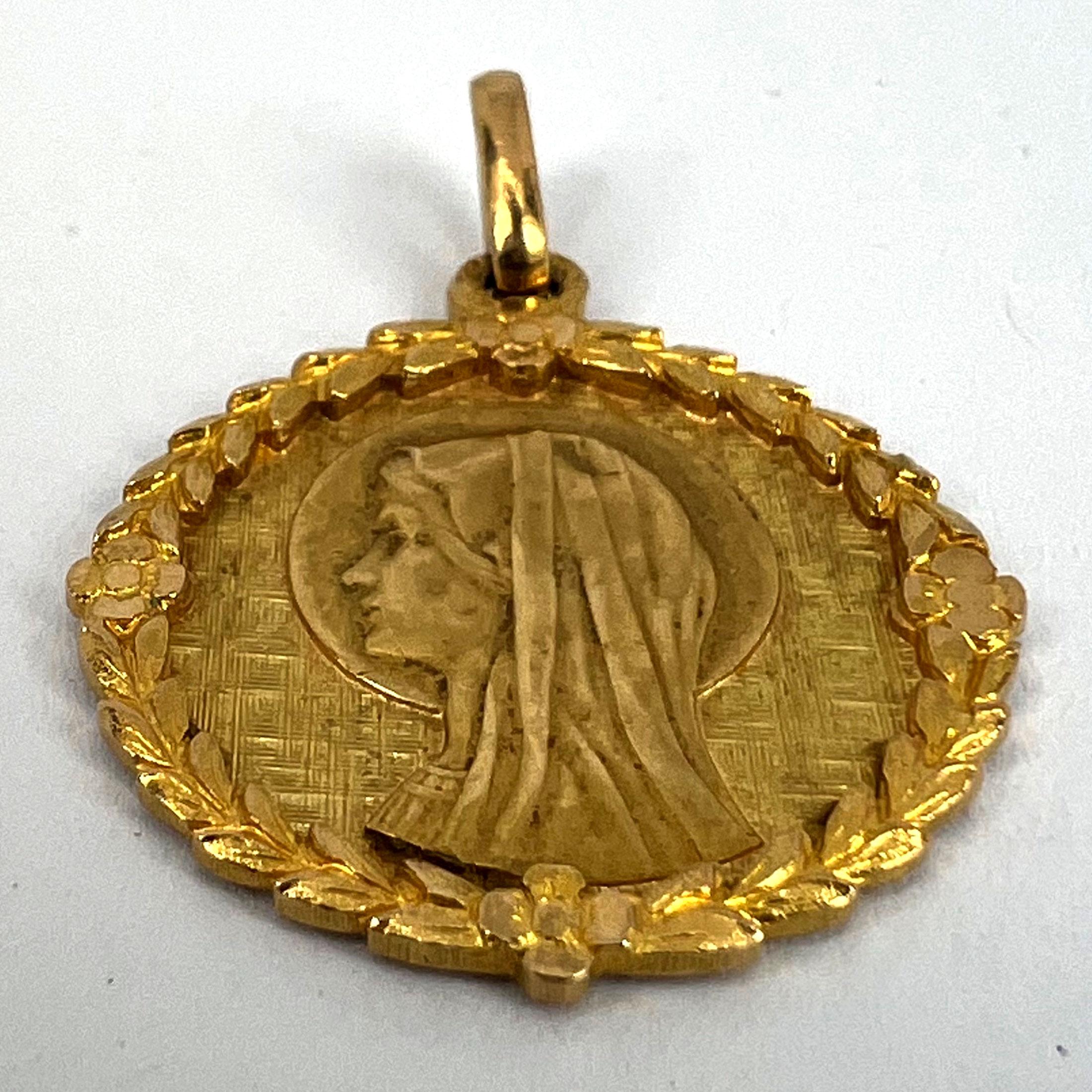 Französisch Perroud Jungfrau Maria Blumen Blätter Kranz 18K Gelb Gold Medal Charme Stift im Angebot 10
