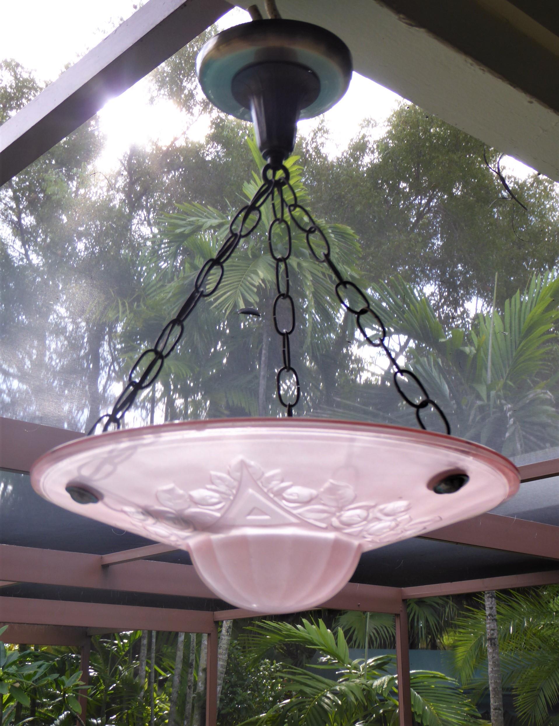 French Petit Art Deco Frosted Pink Glass Pendant In Good Condition In Miami, FL