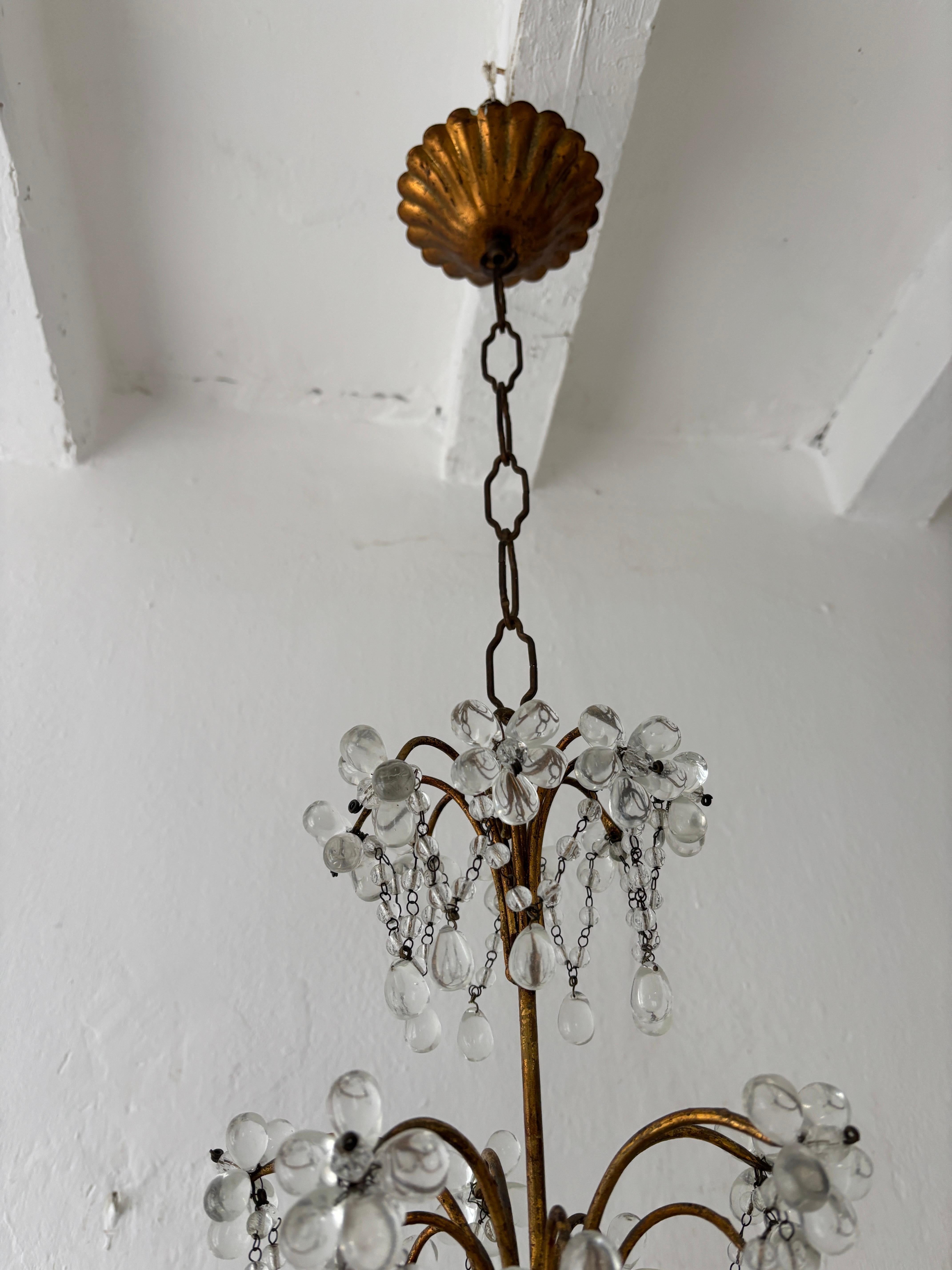 Lustre français en forme de petites gouttes de Murano avec fleurs et guirlandes, circa 1920 en vente 4